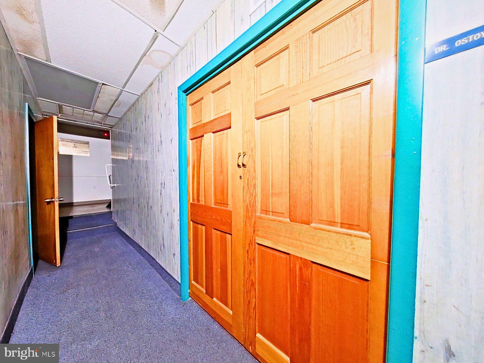 WEST OAK LANE - Commercial Sale