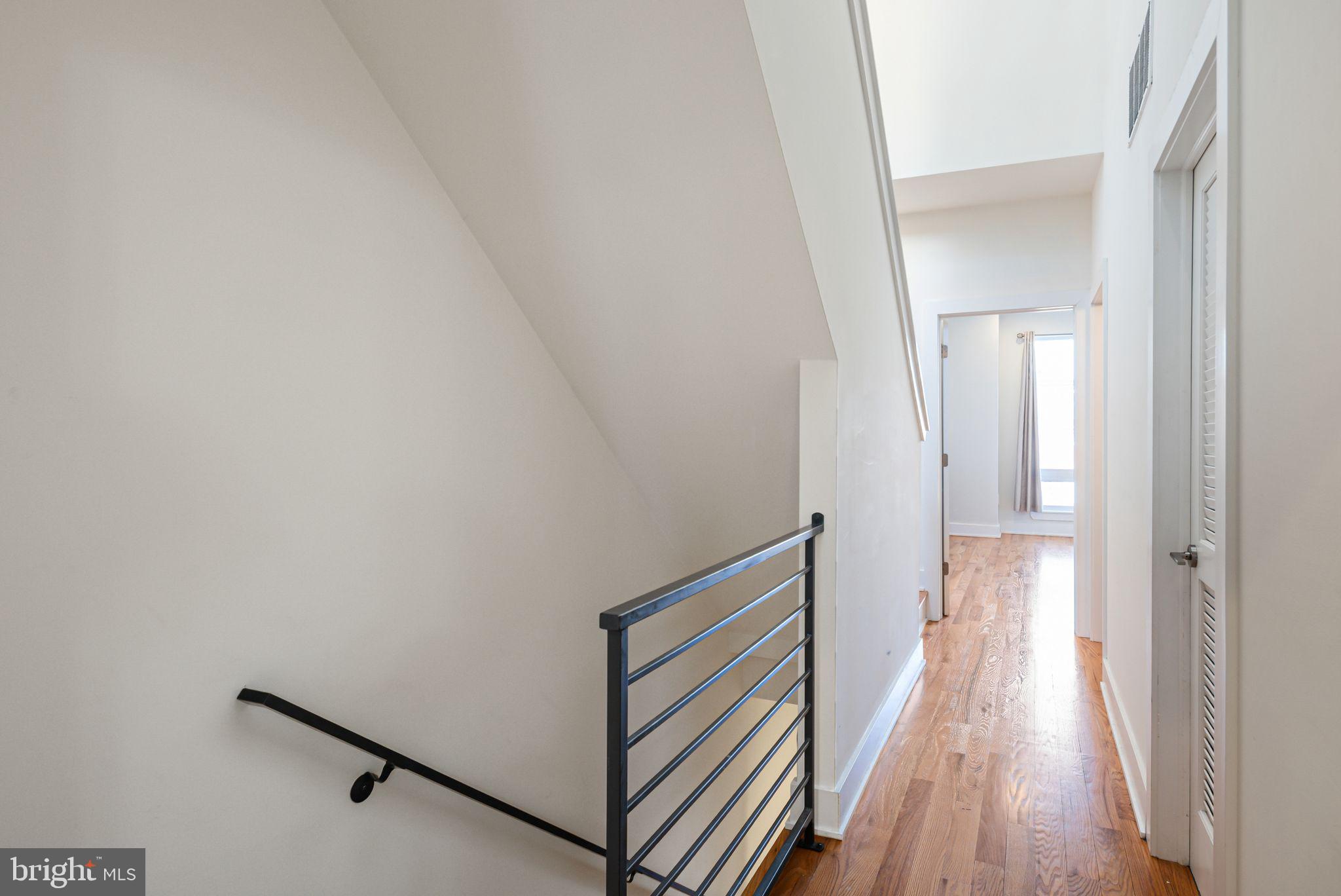 OLDE KENSINGTON - Residential Lease