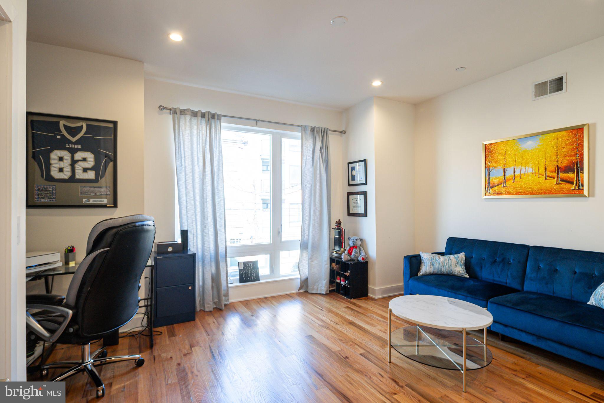 OLDE KENSINGTON - Residential Lease