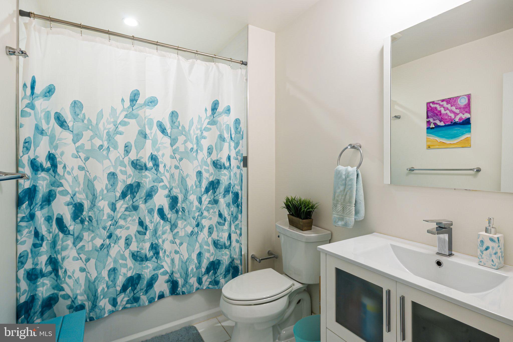 OLDE KENSINGTON - Residential Lease