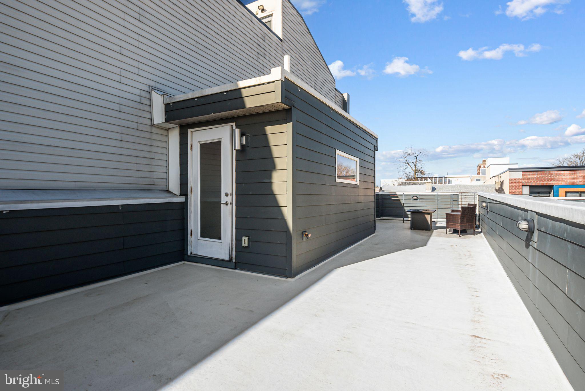 OLDE KENSINGTON - Residential Lease