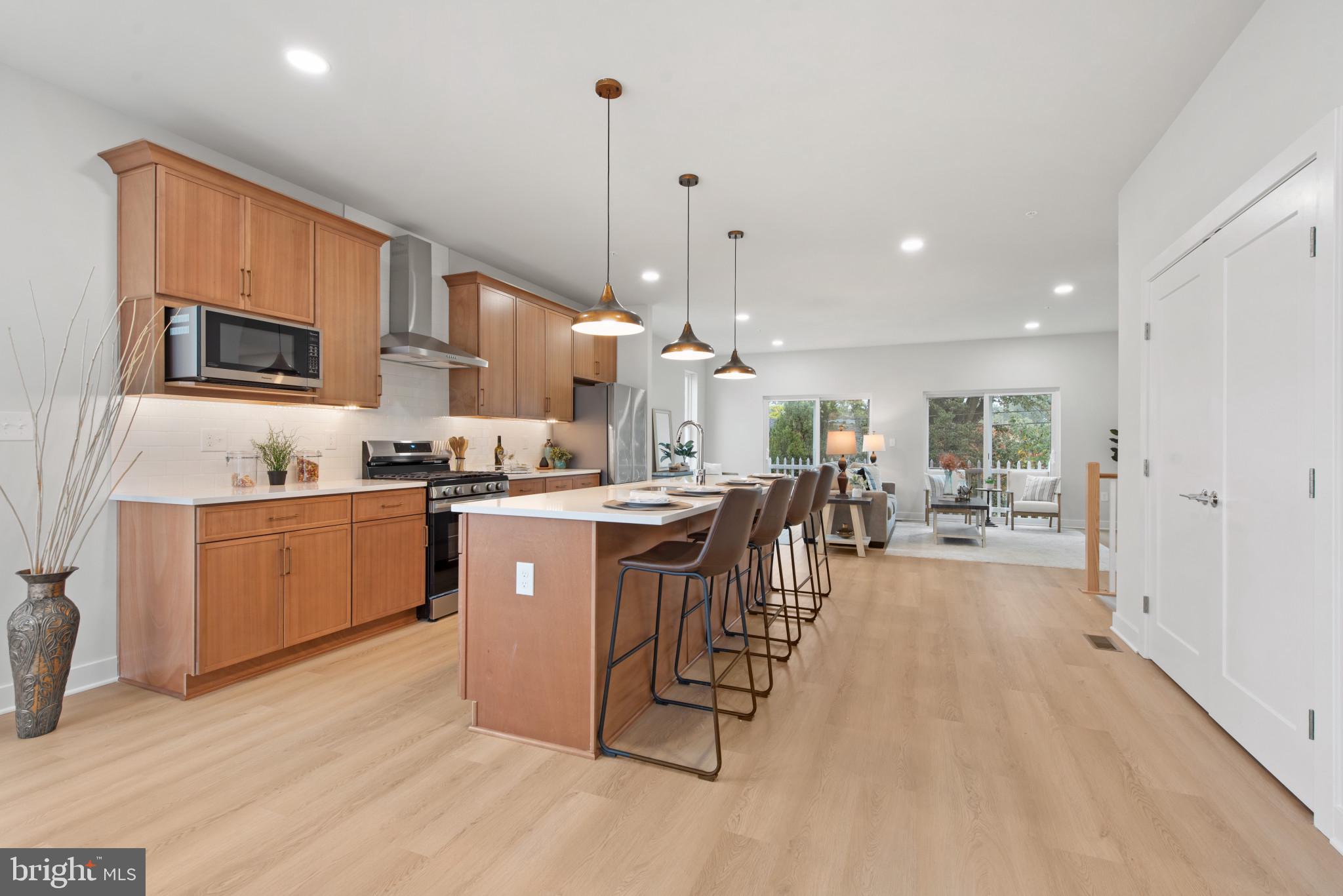 MEDFIELD - Residential