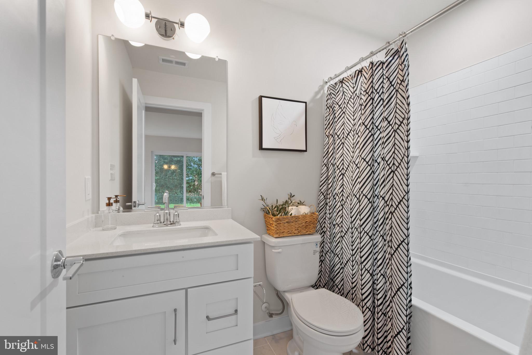 MEDFIELD - Residential