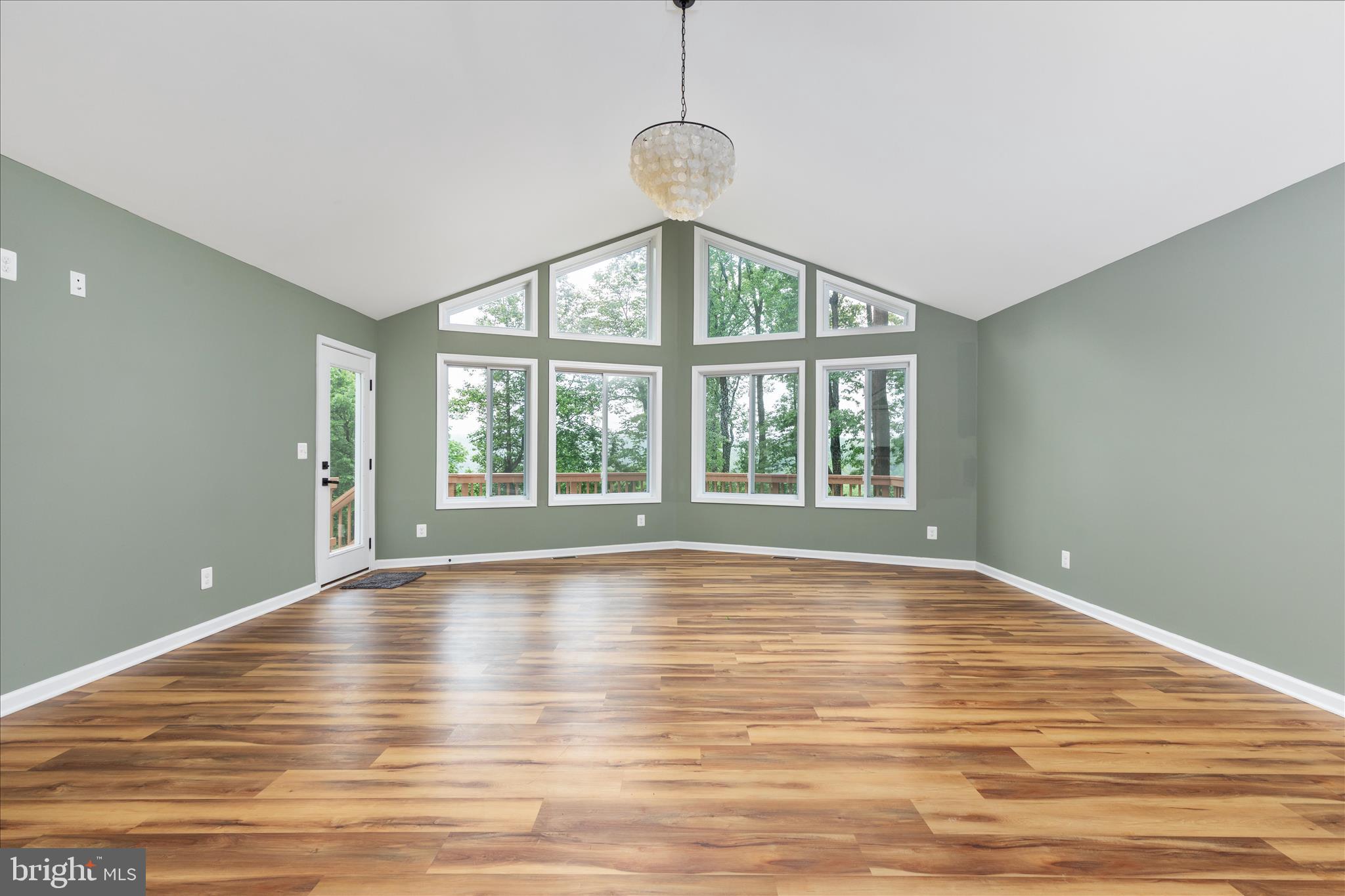 SHEN FARMS MT VIEW - Residential