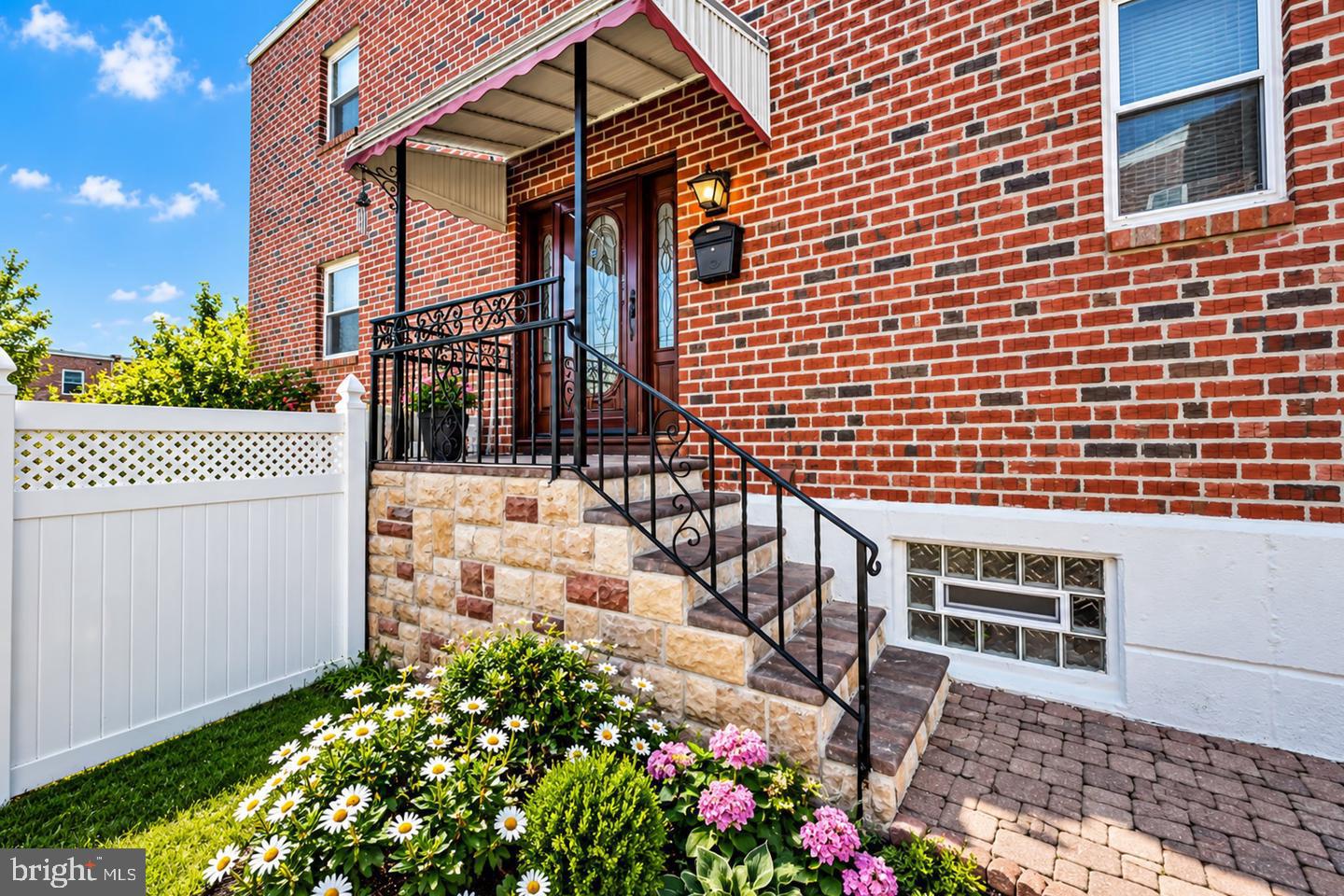 421 SELMA STREET