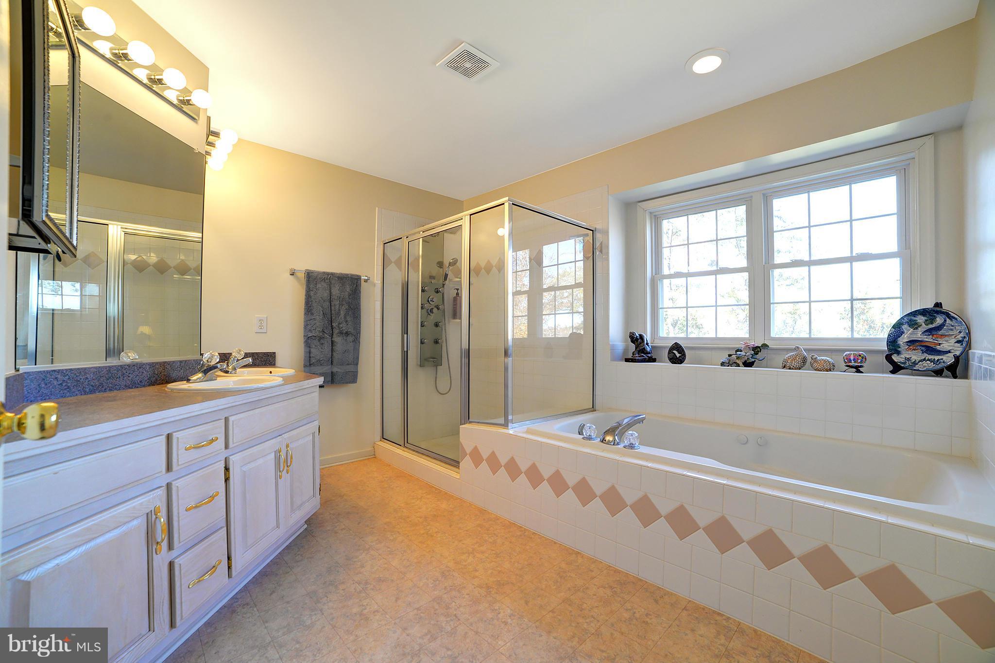 POTTIESVILLE - Residential