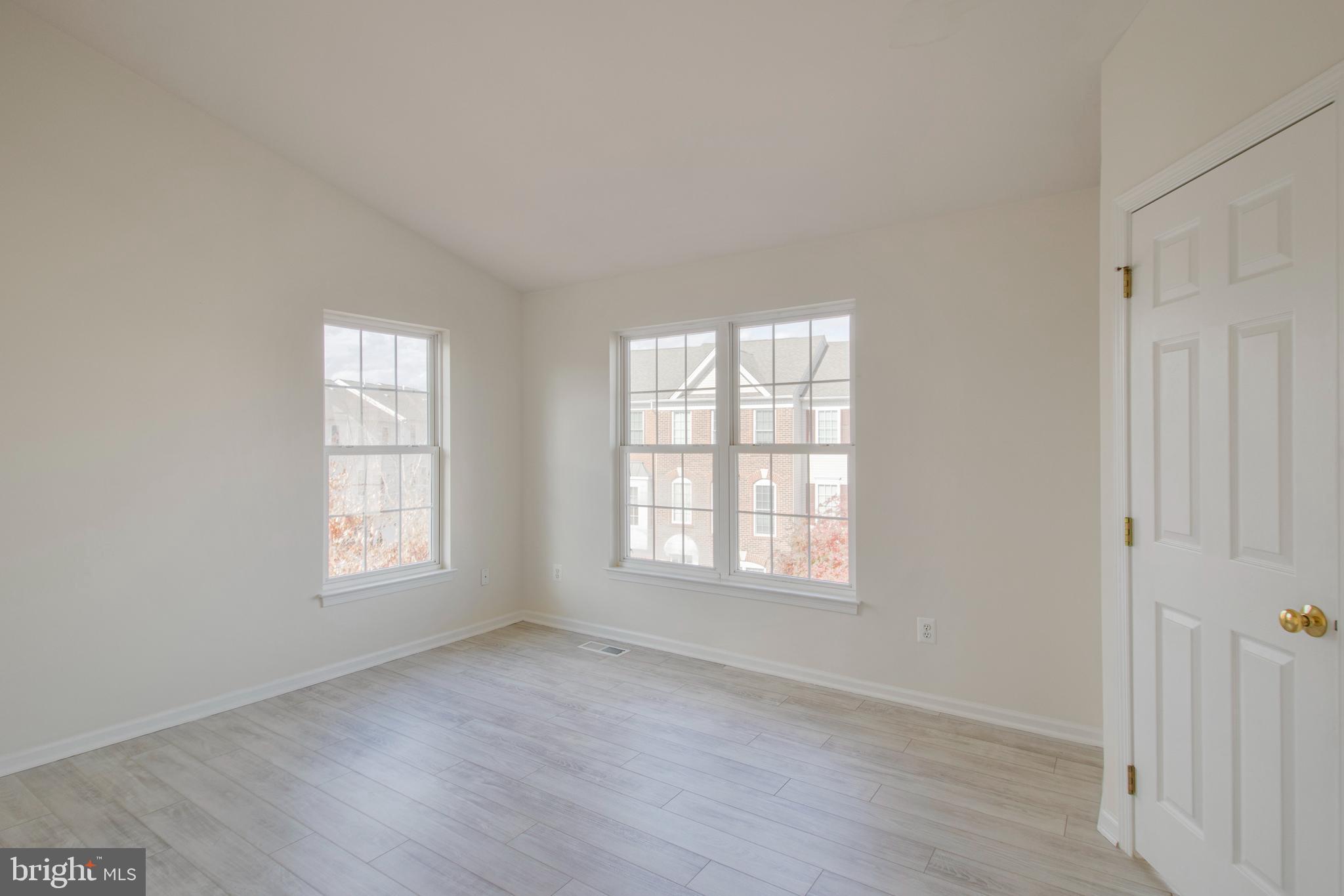 AMBERLEA AT SOUTH RIDING - Residential