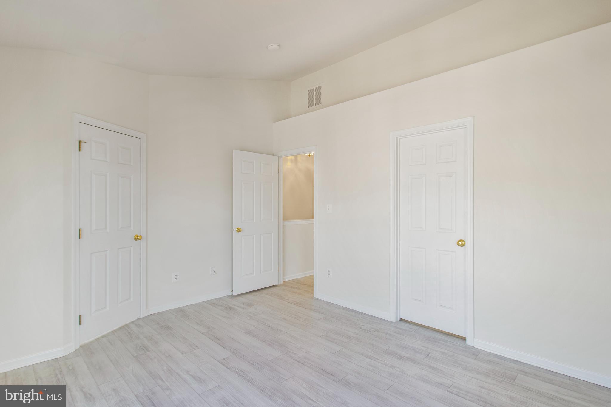 AMBERLEA AT SOUTH RIDING - Residential