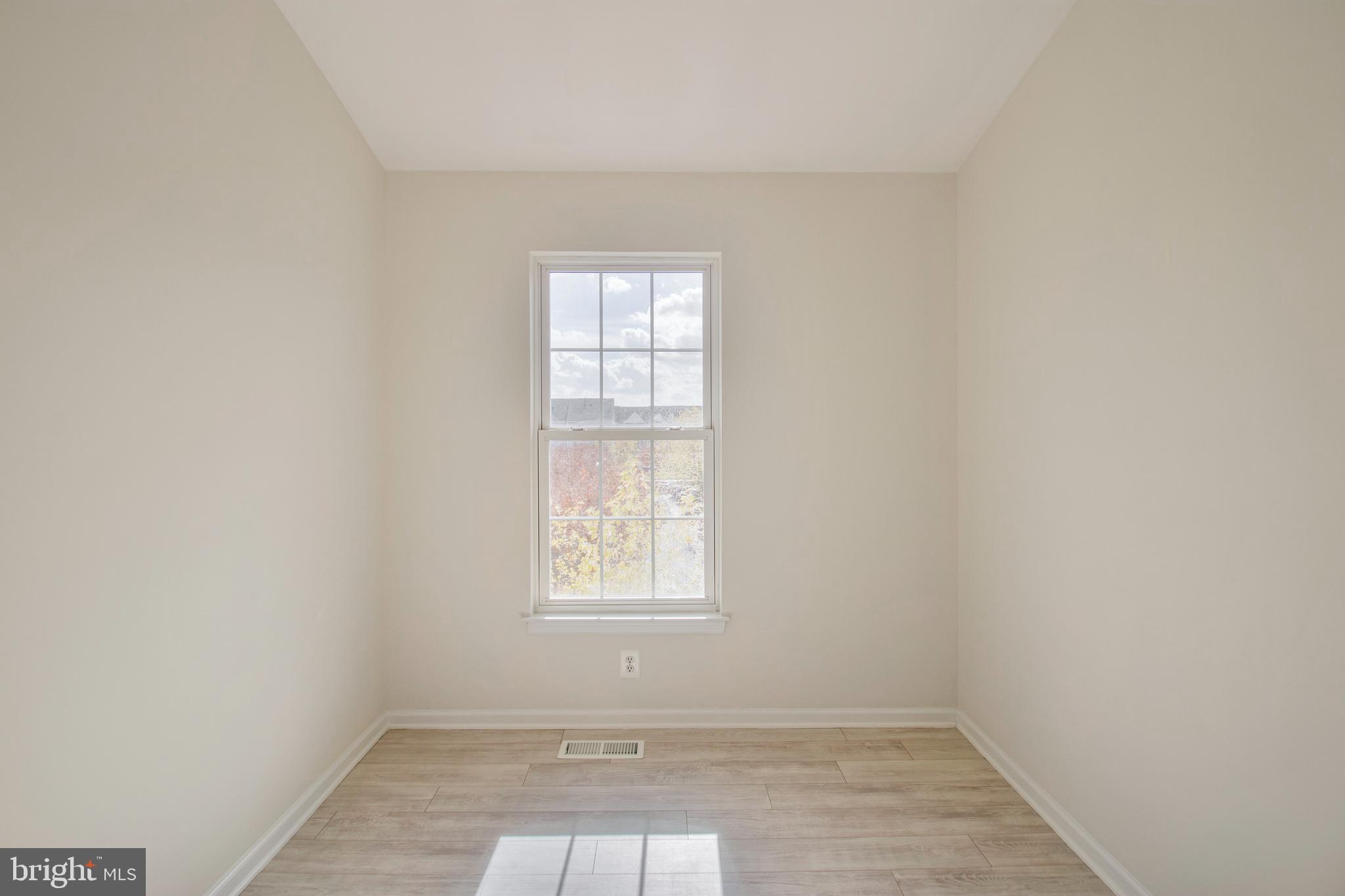 AMBERLEA AT SOUTH RIDING - Residential