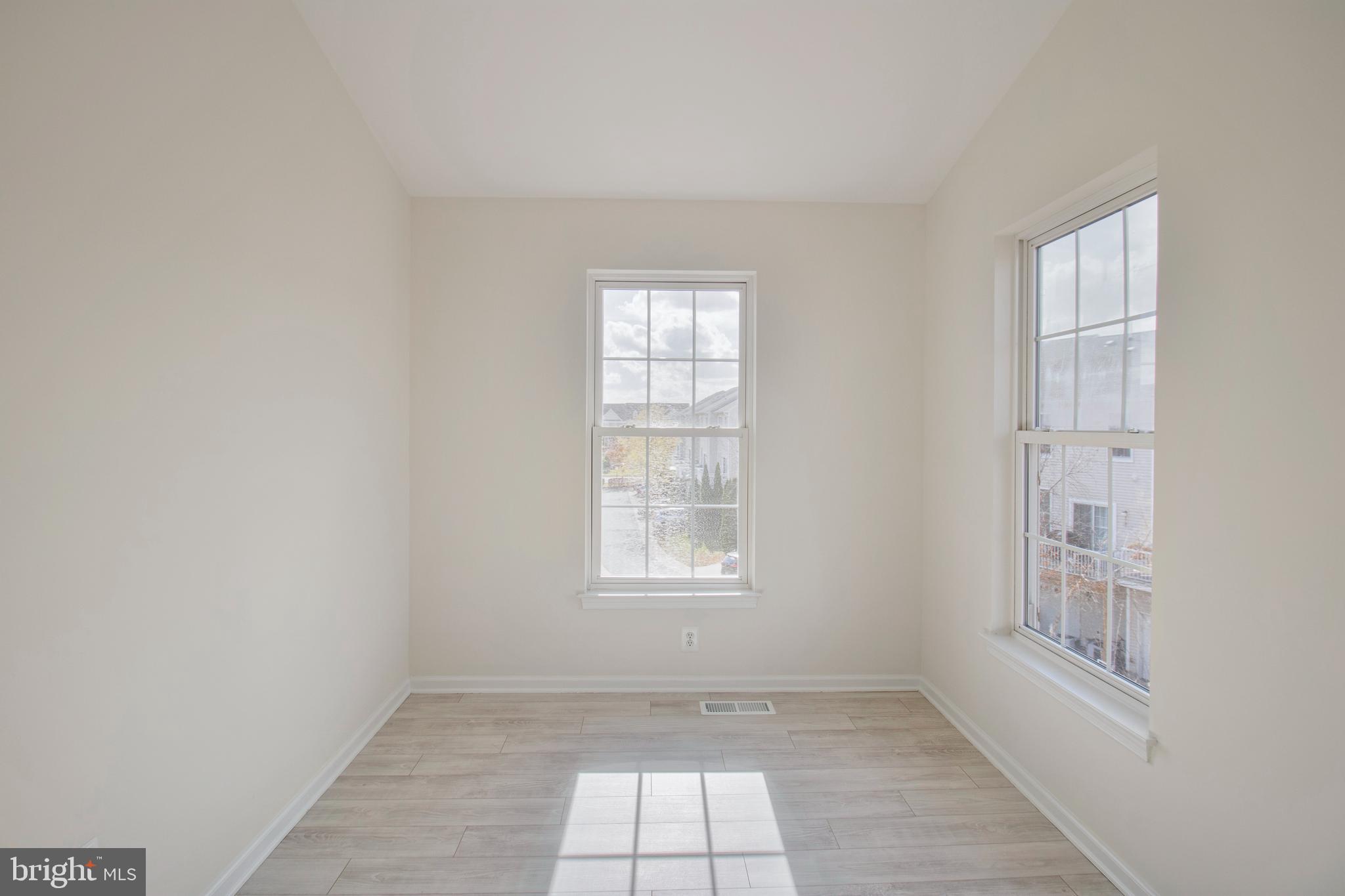 AMBERLEA AT SOUTH RIDING - Residential