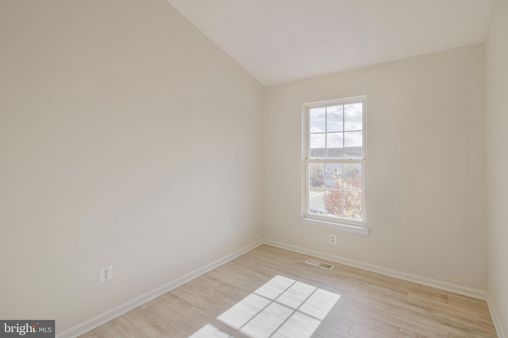 AMBERLEA AT SOUTH RIDING - Residential