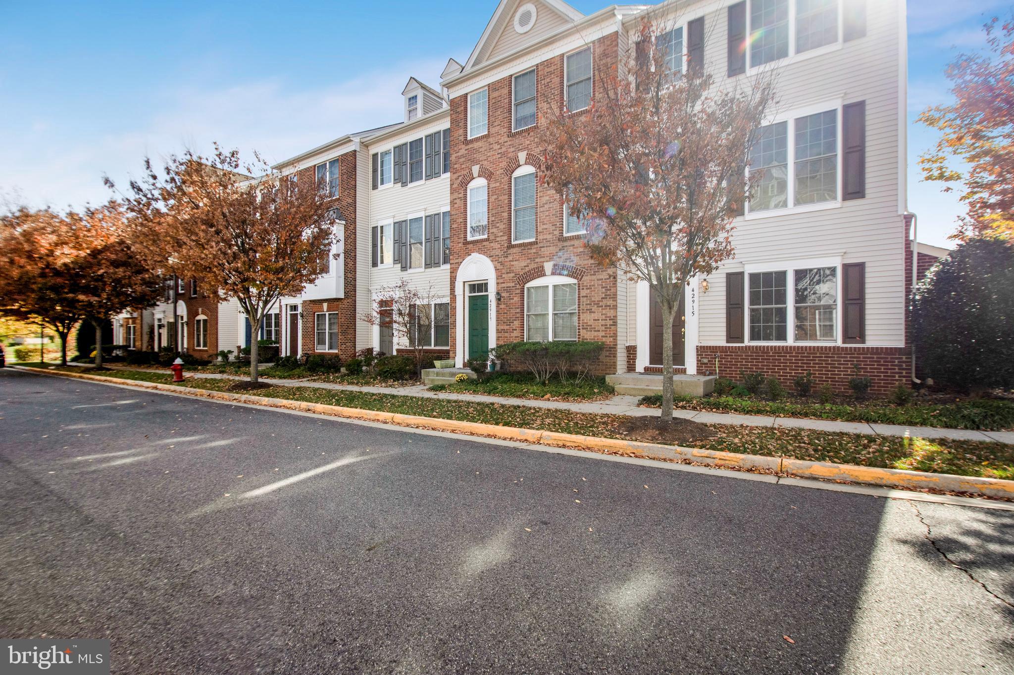 AMBERLEA AT SOUTH RIDING - Residential