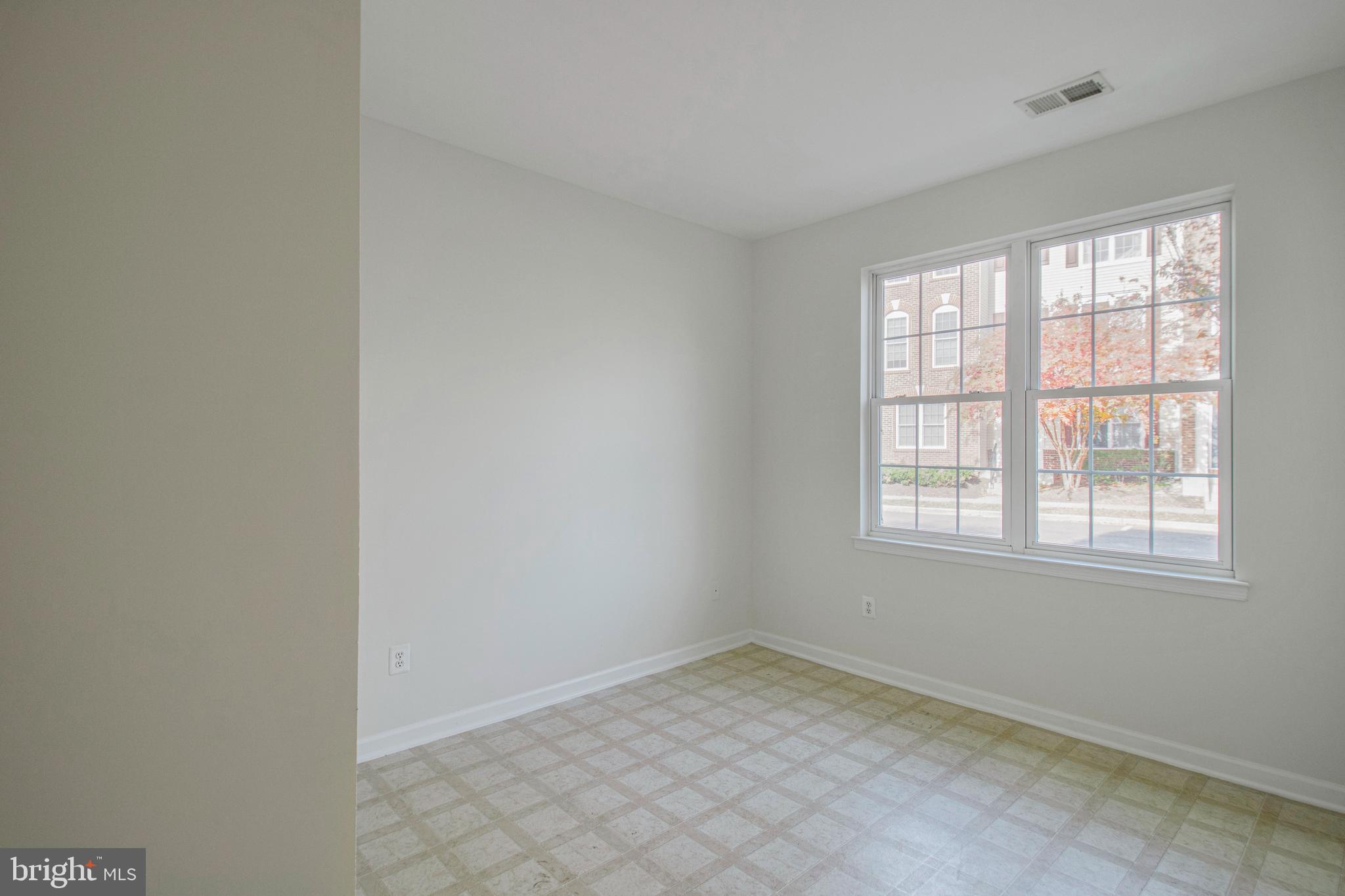 AMBERLEA AT SOUTH RIDING - Residential