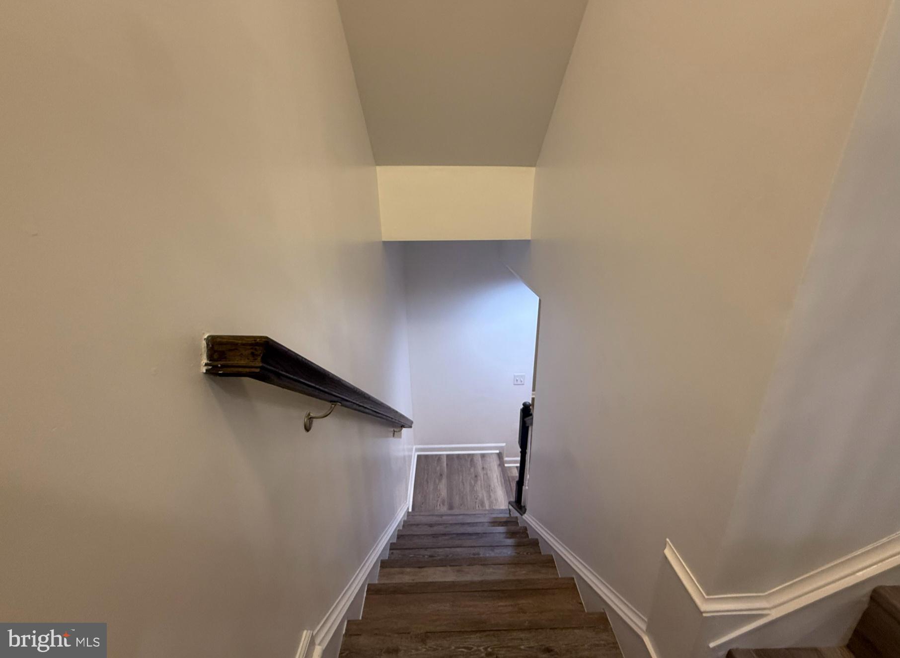 THE VILLAGE AT COURTHOUSE COMMONS - Residential Lease