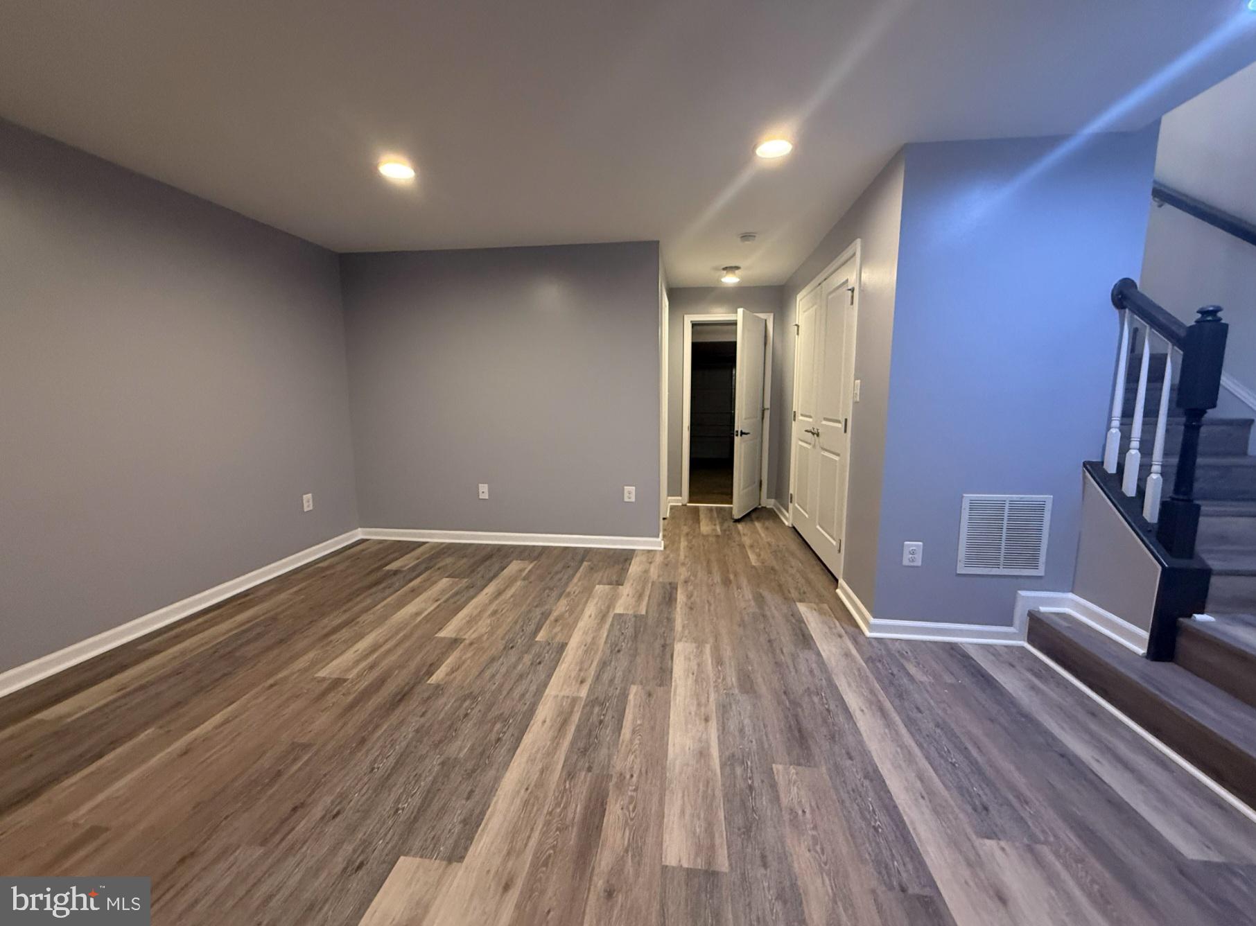 THE VILLAGE AT COURTHOUSE COMMONS - Residential Lease