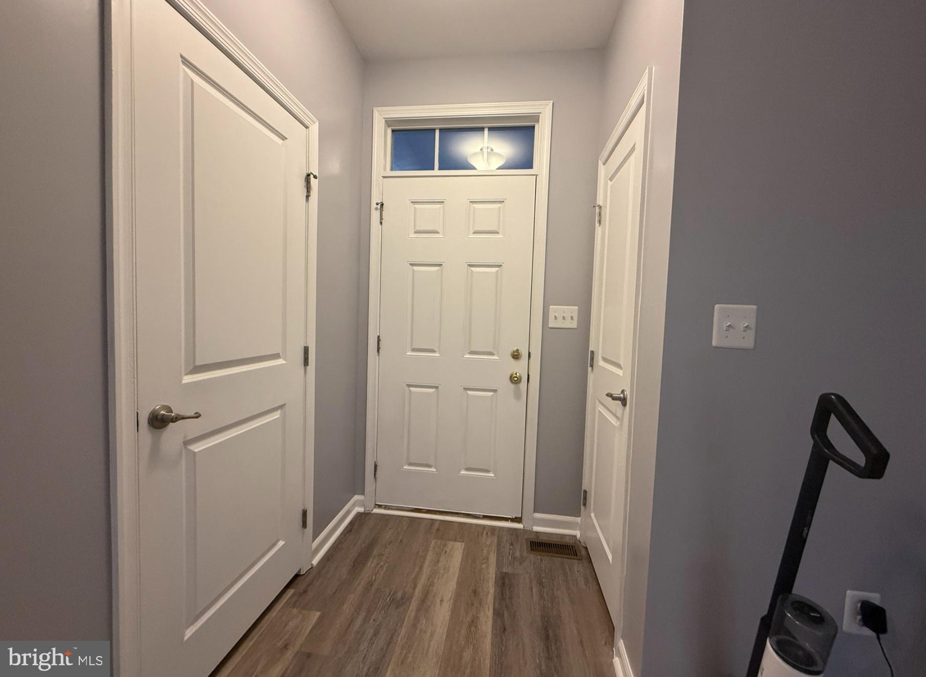 THE VILLAGE AT COURTHOUSE COMMONS - Residential Lease