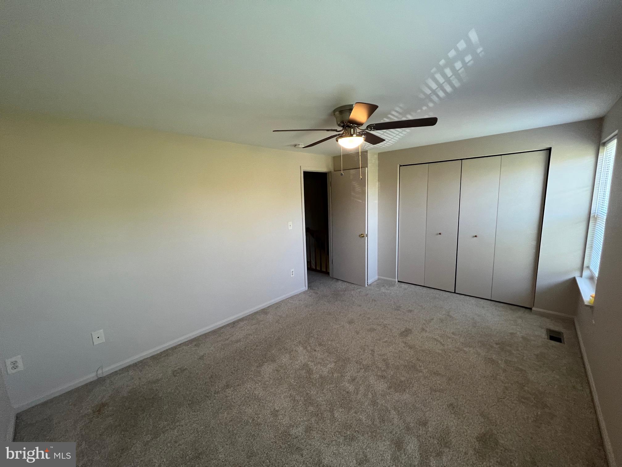 RIVERSIDE - Residential Lease