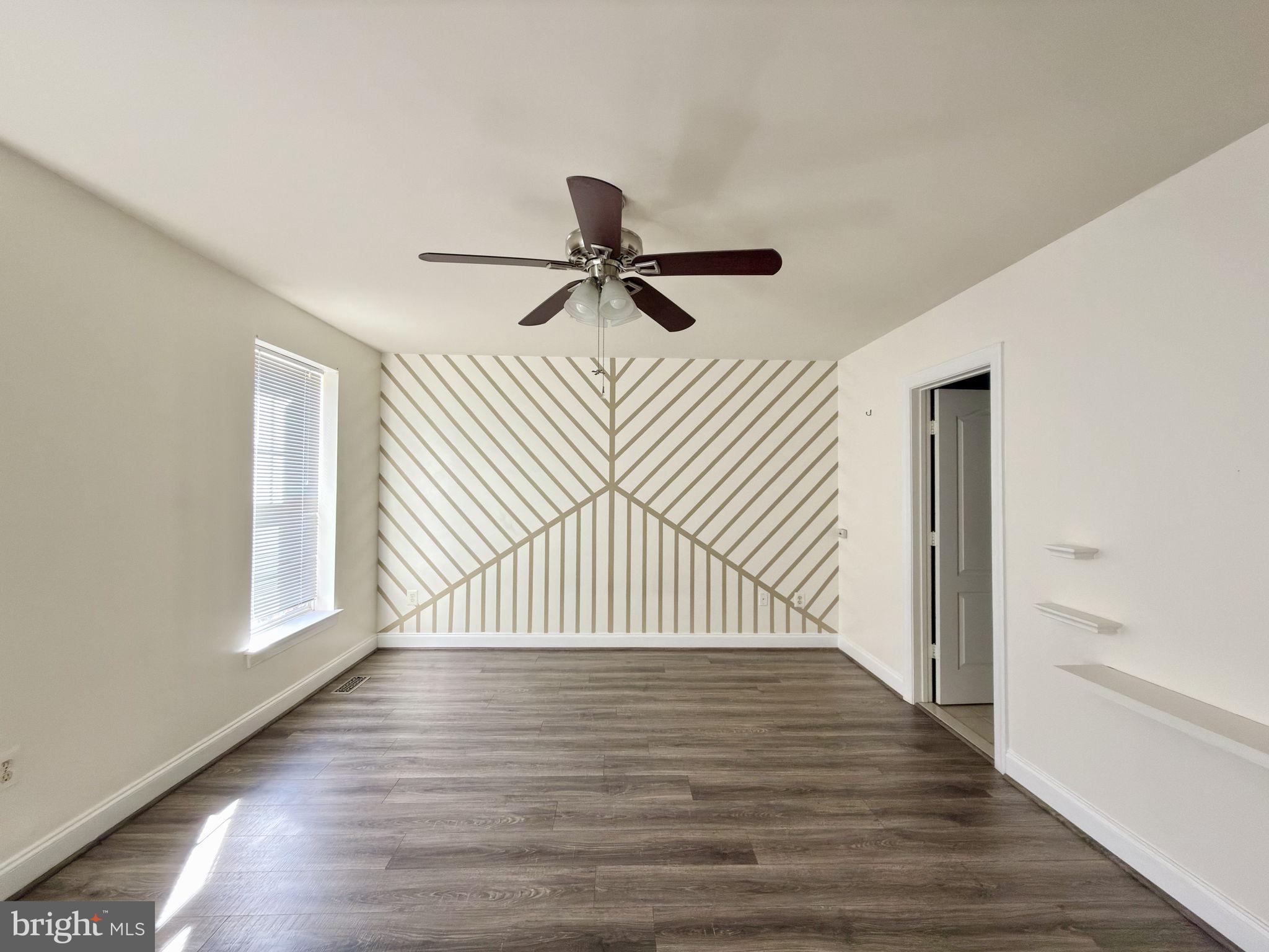 HIGHLANDS CIRCLE CONDOMINIUM - Residential Lease