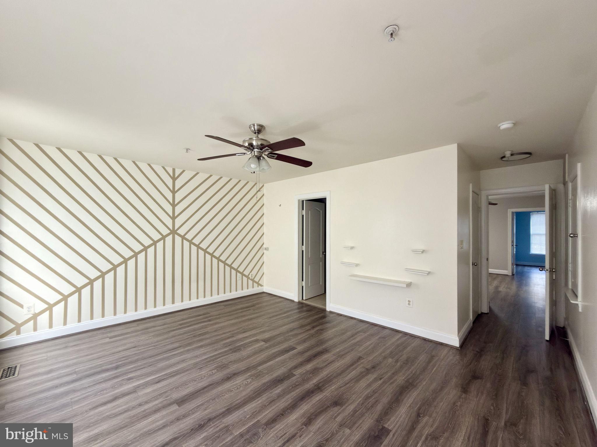 HIGHLANDS CIRCLE CONDOMINIUM - Residential Lease