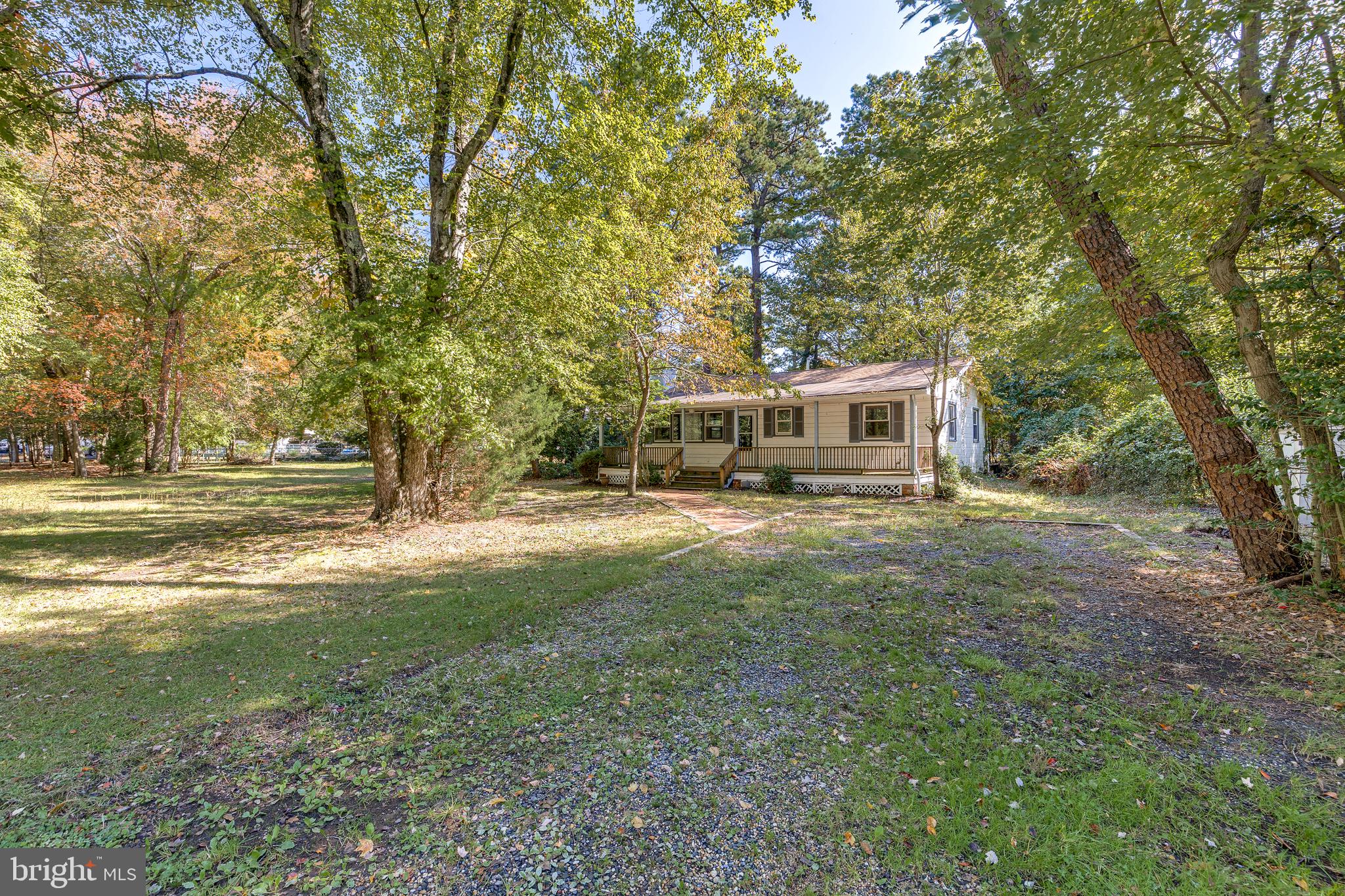 106 PINE BOULEVARD