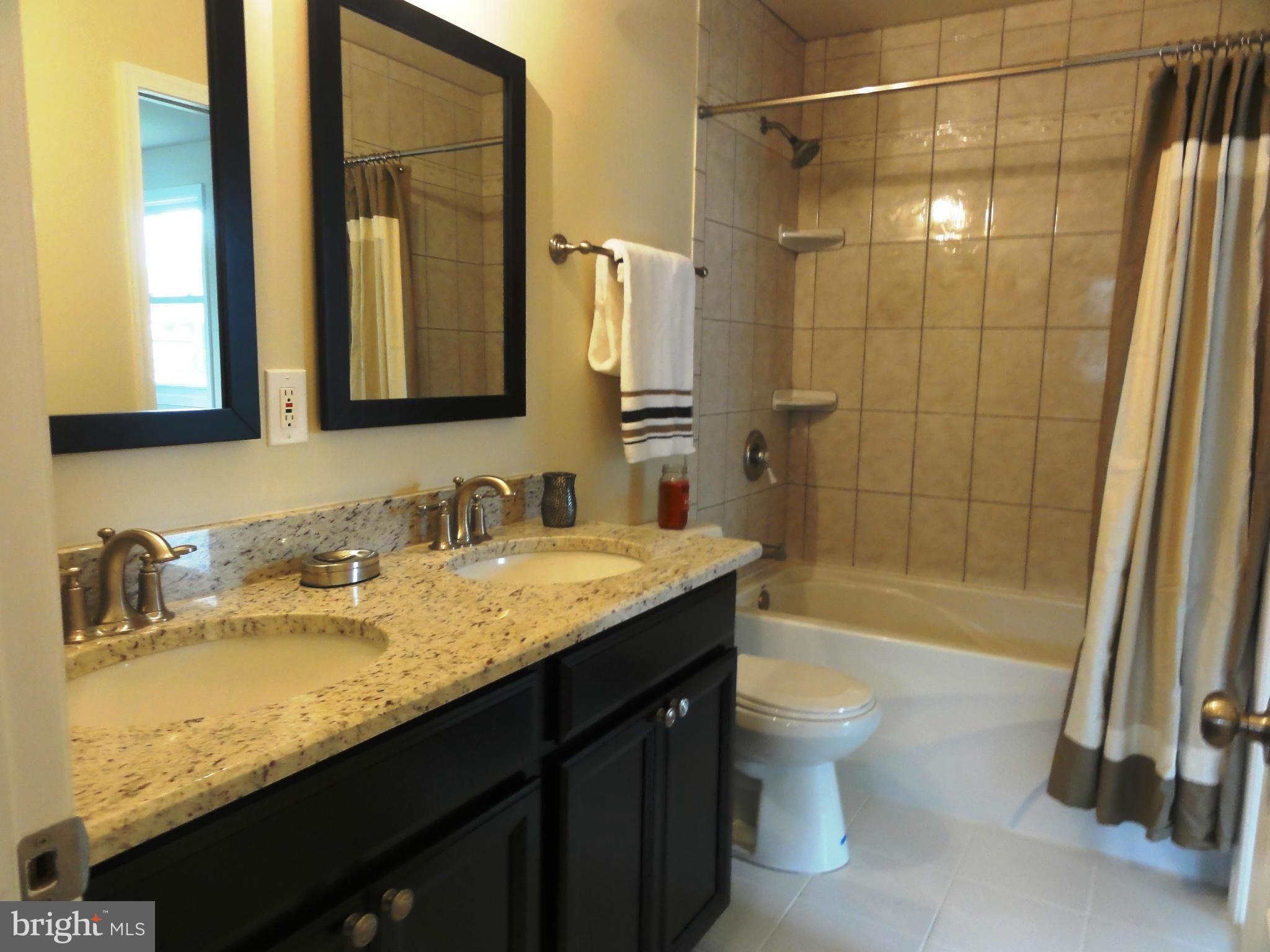 CAPE ST CLAIRE - Residential