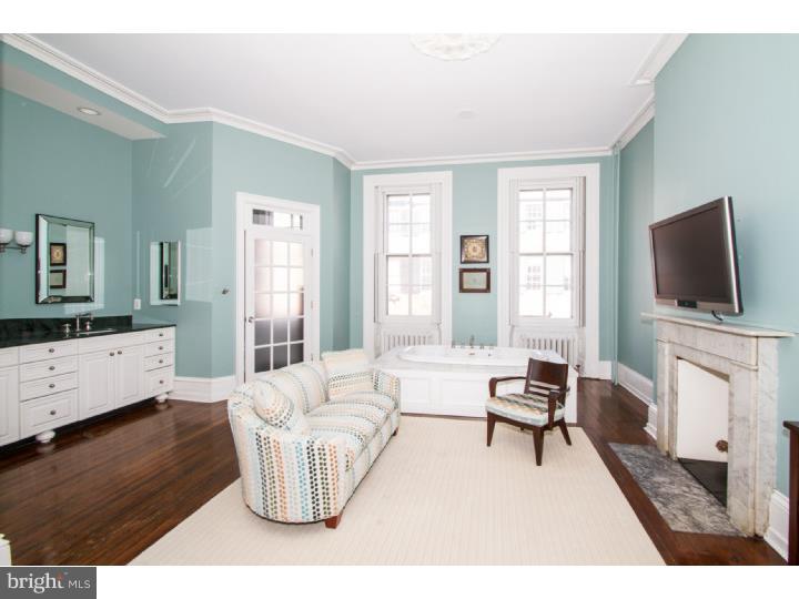 SOCIETY HILL - Residential