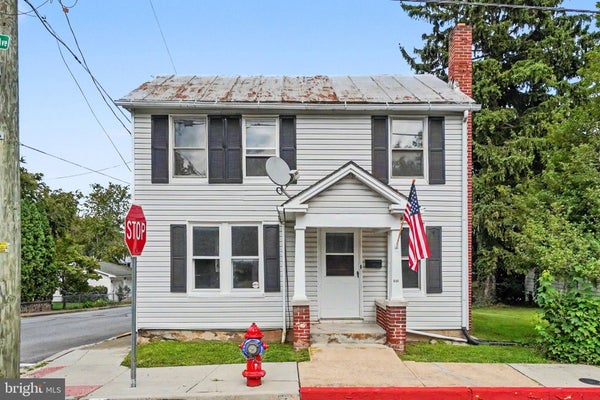 223 LINDEN AVE, MARYSVILLE, PA 17053 - Image c1440c0da2db4bbf2b83e86a5bda74c4/919654812