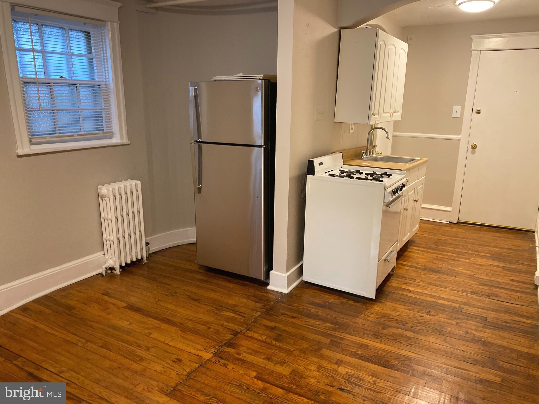 WASHINGTON SQ WEST - Commercial Sale