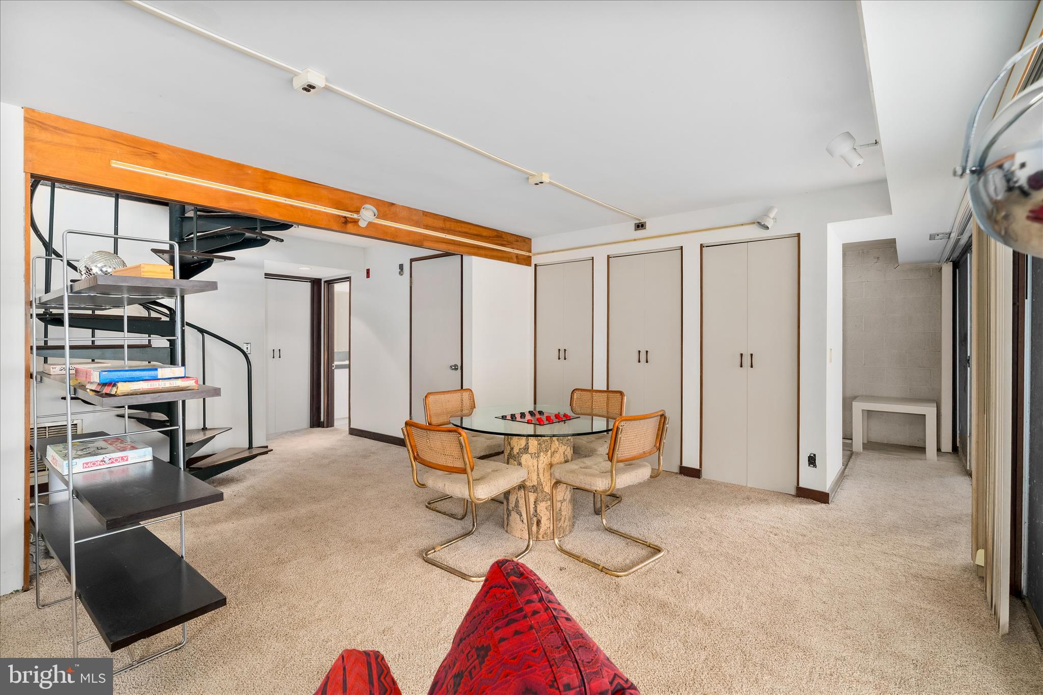 CLARKSBURG OUTSIDE - Residential