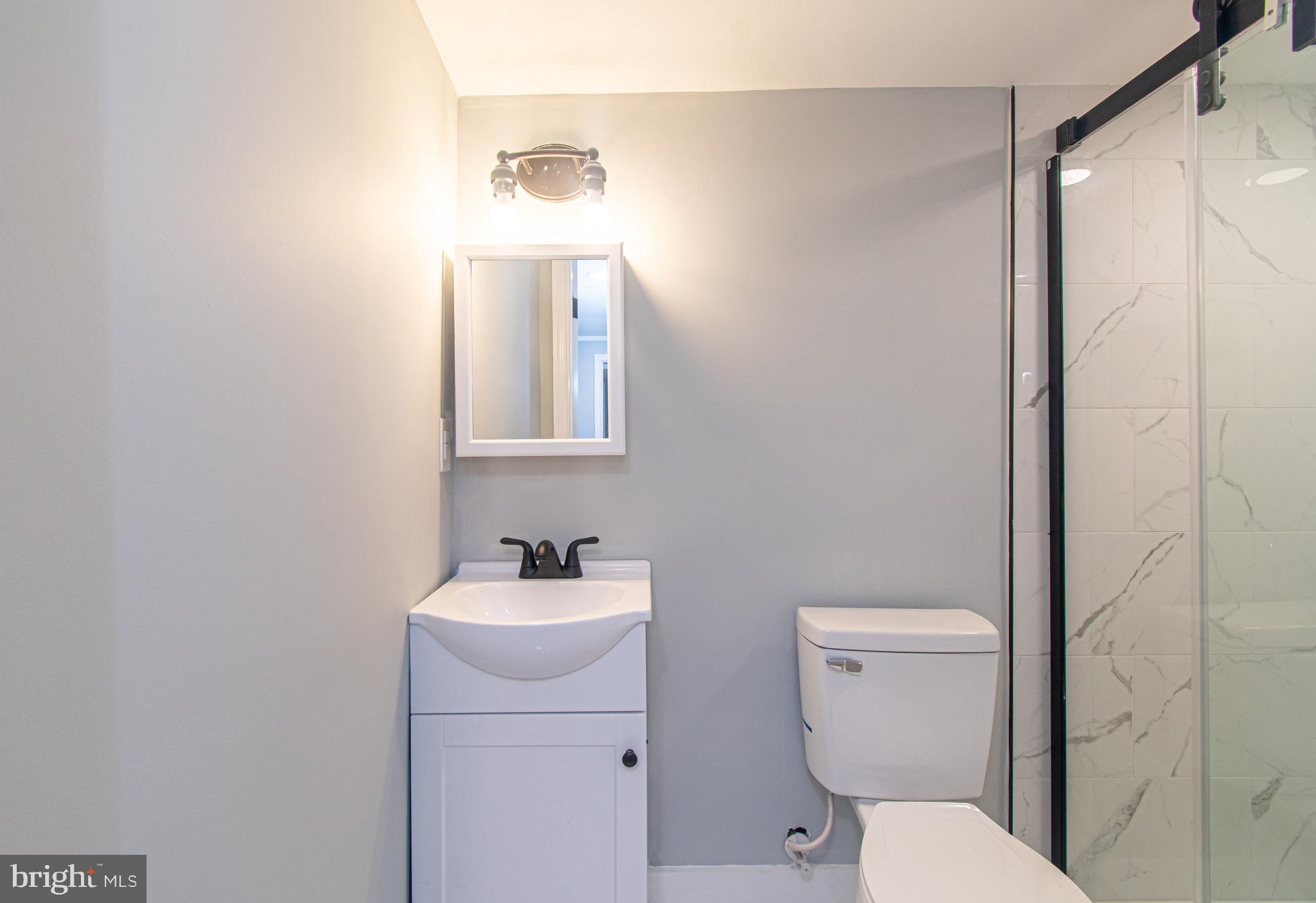 PERRING LOCH - Residential