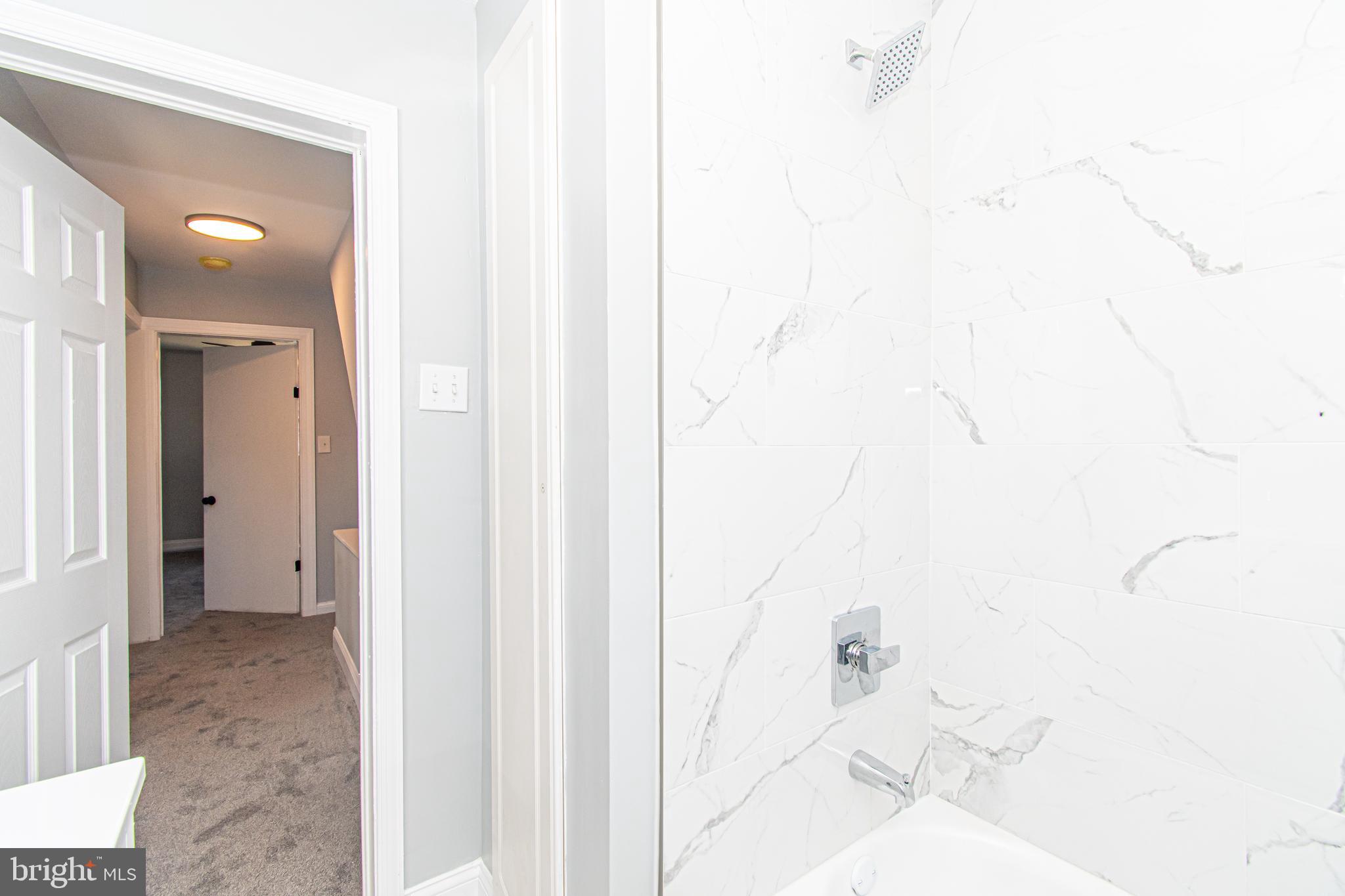 PERRING LOCH - Residential