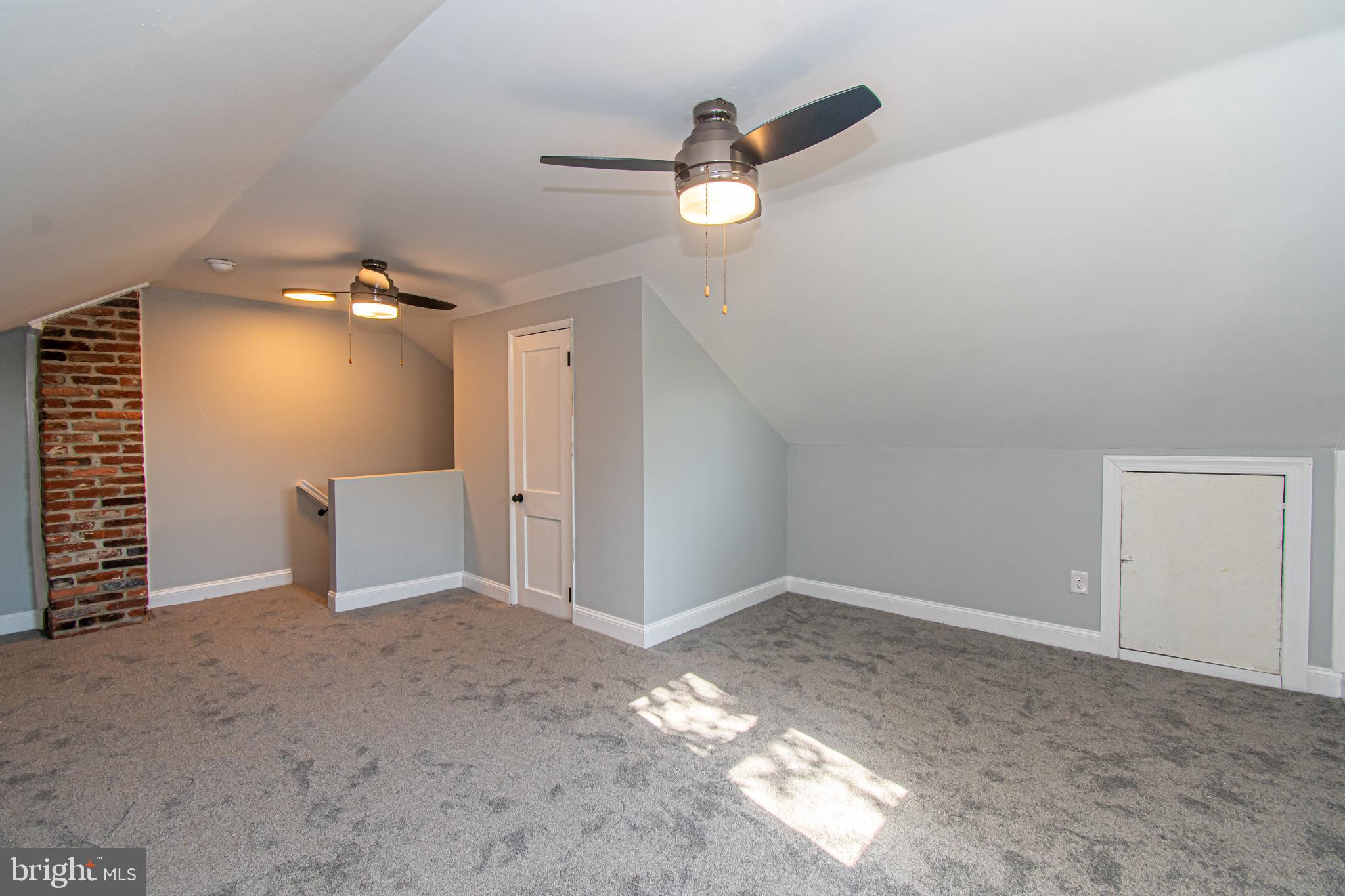 PERRING LOCH - Residential