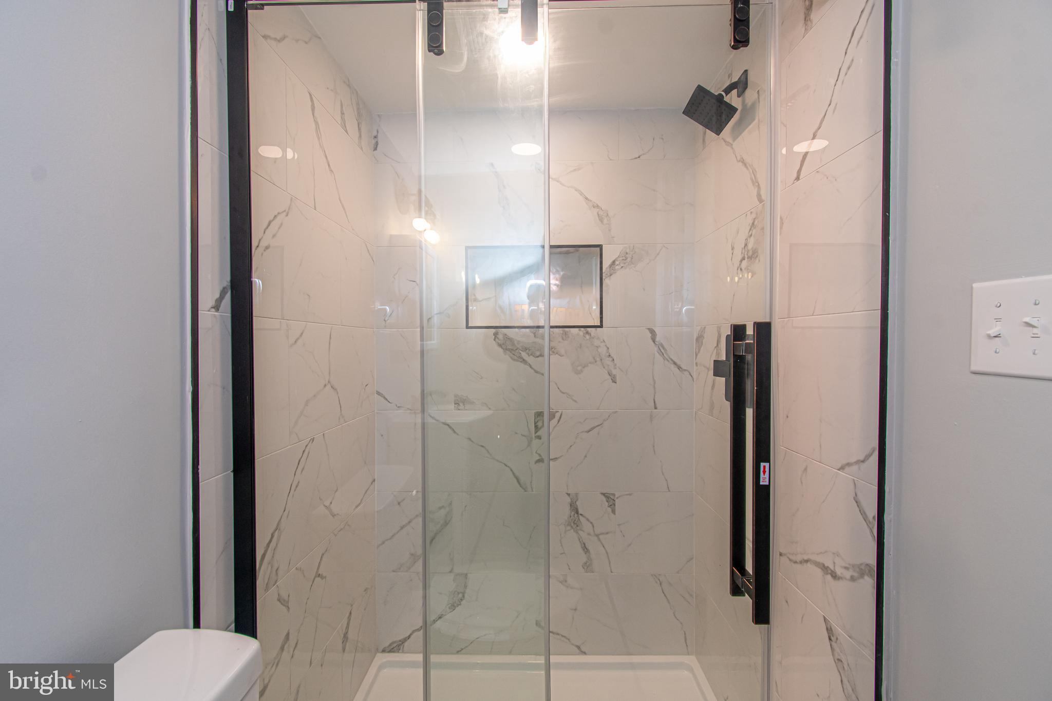 PERRING LOCH - Residential