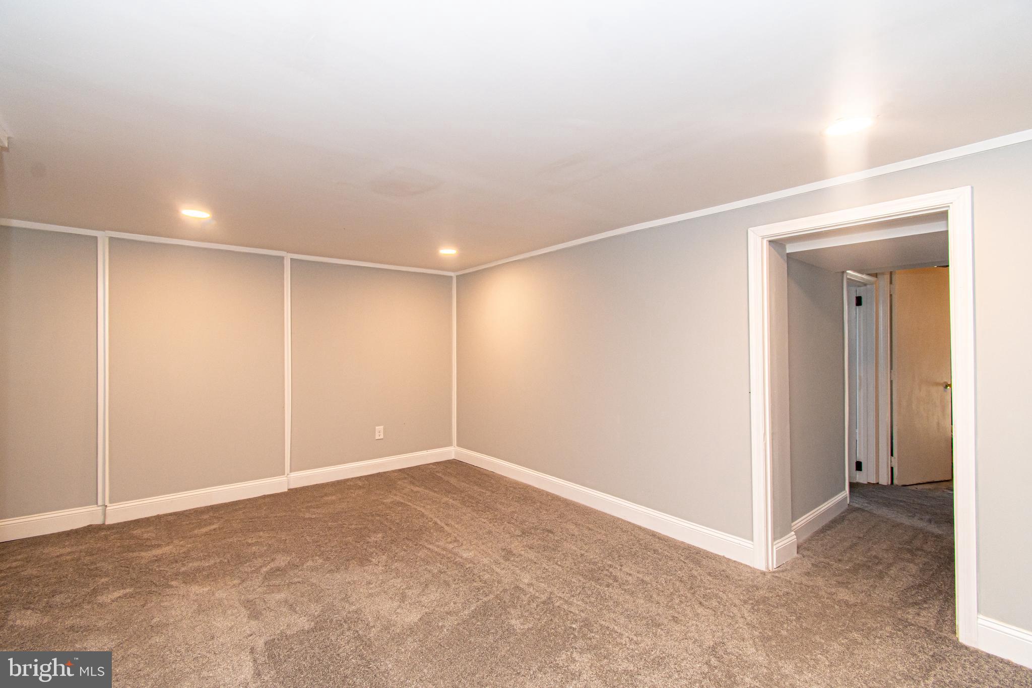 PERRING LOCH - Residential