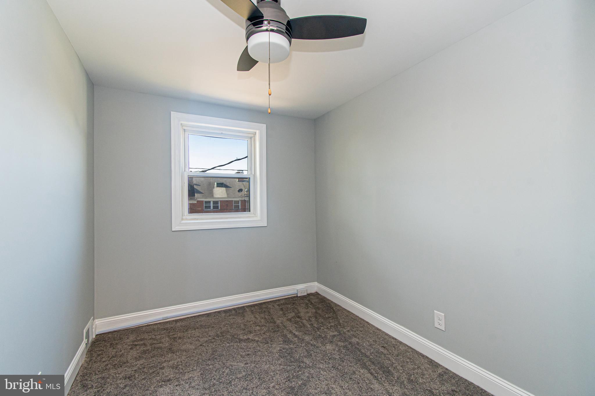 PERRING LOCH - Residential