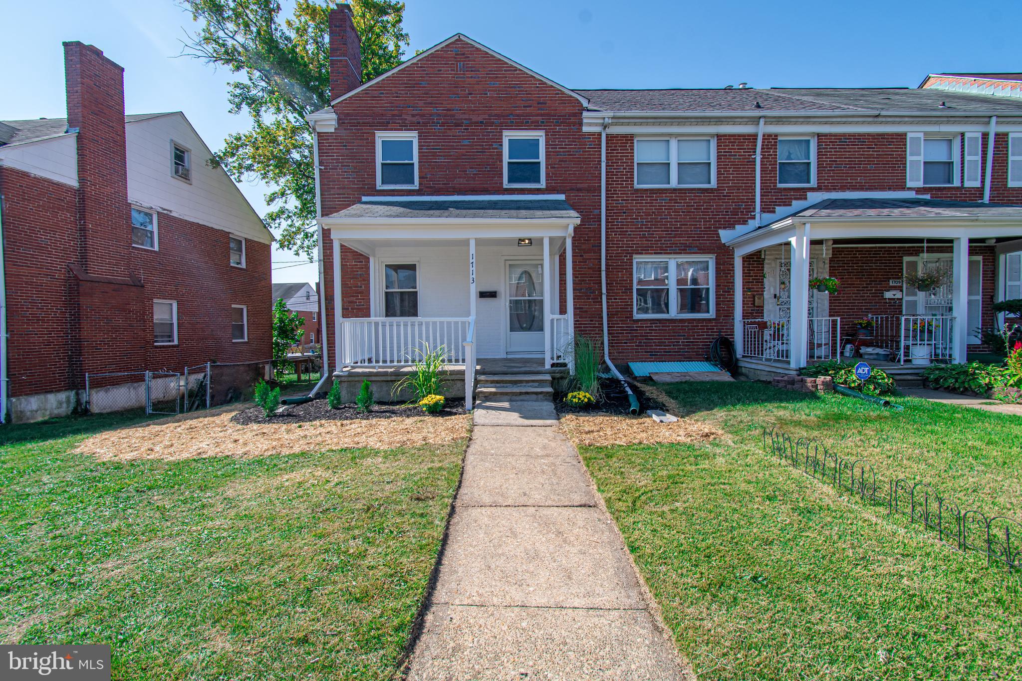 PERRING LOCH - Residential