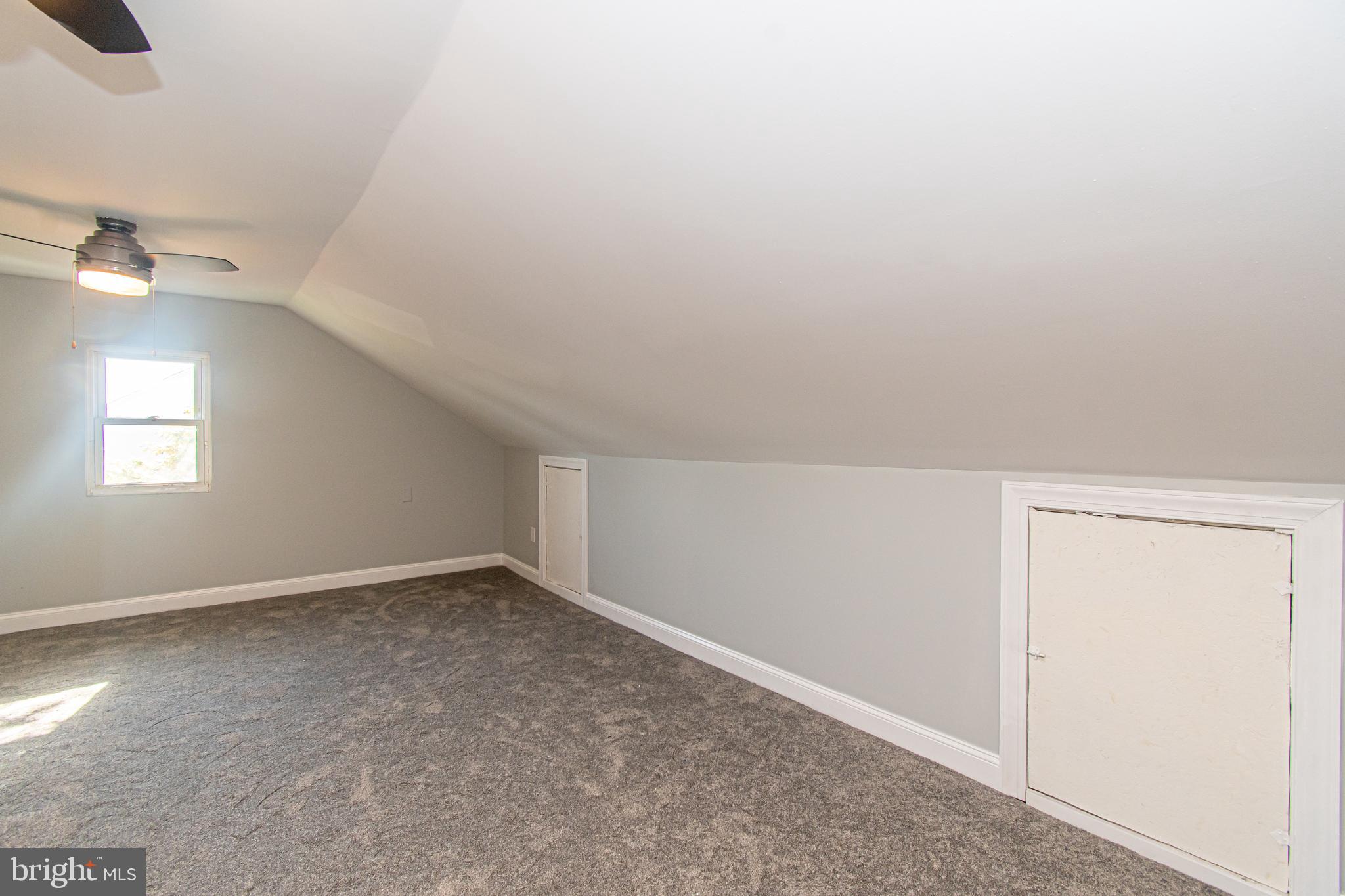 PERRING LOCH - Residential