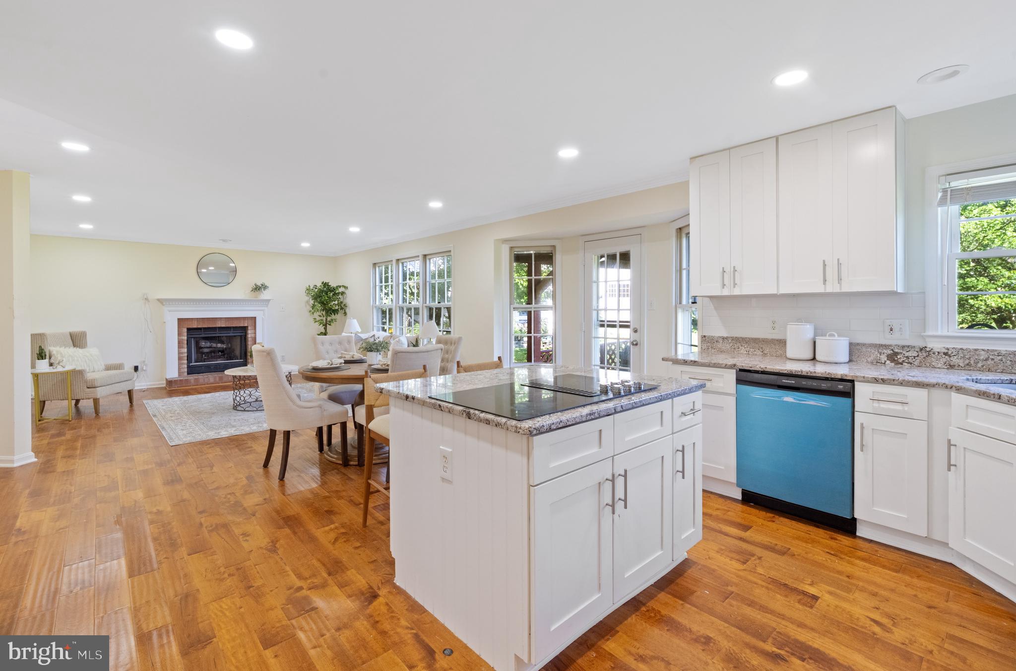 NORTH HART RUN - Residential