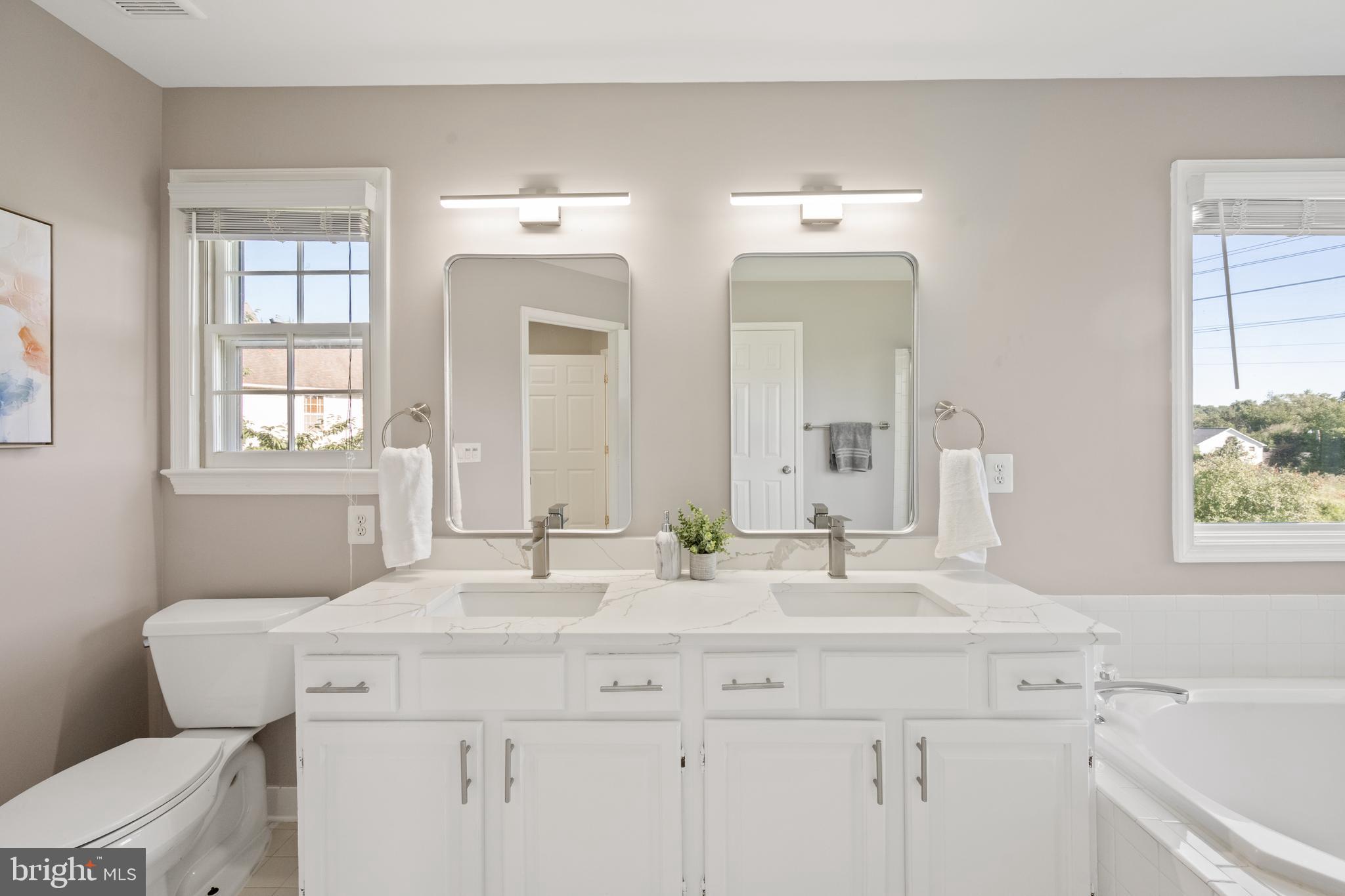 NORTH HART RUN - Residential