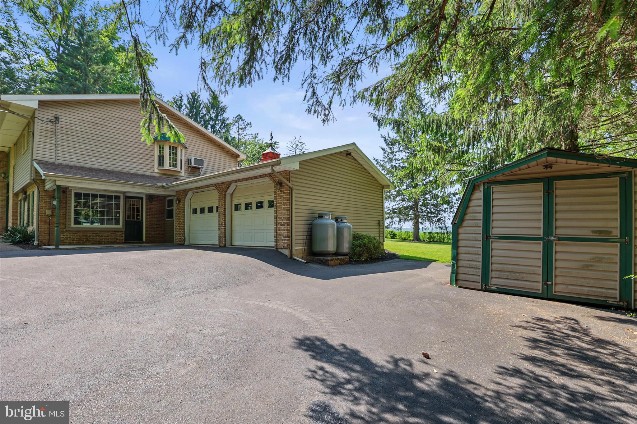 25 KOSER ROAD