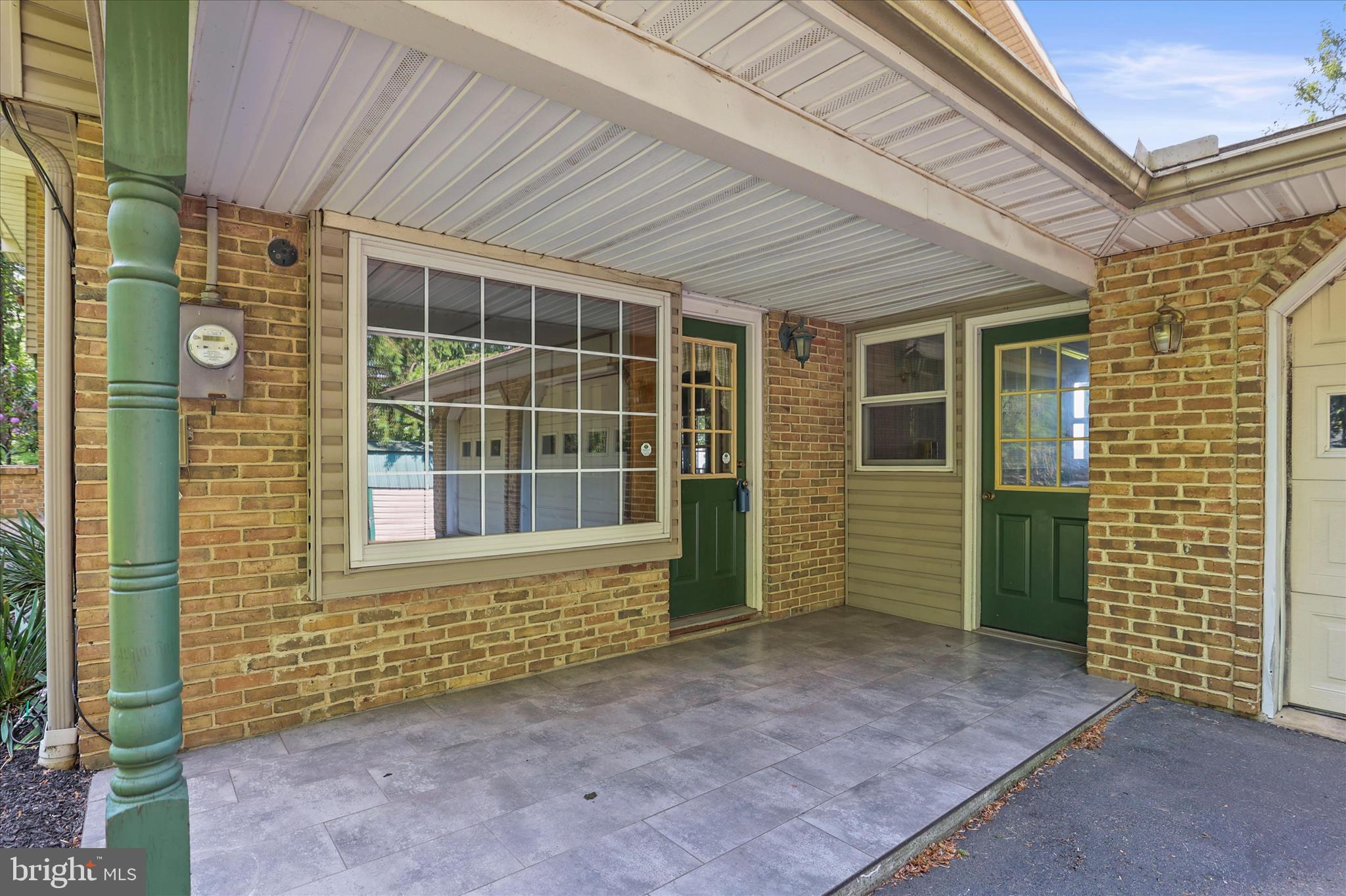 25 KOSER ROAD