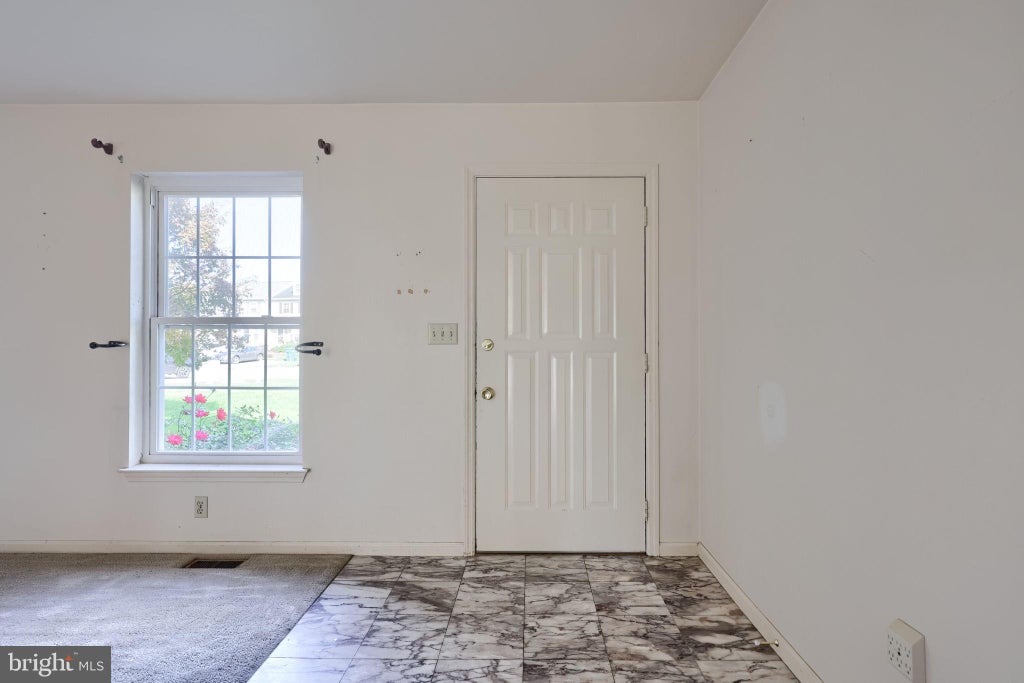 Photo of 1118 Hampden Drive, STRASBURG, PA 17579 (MLS # PALA2097554)