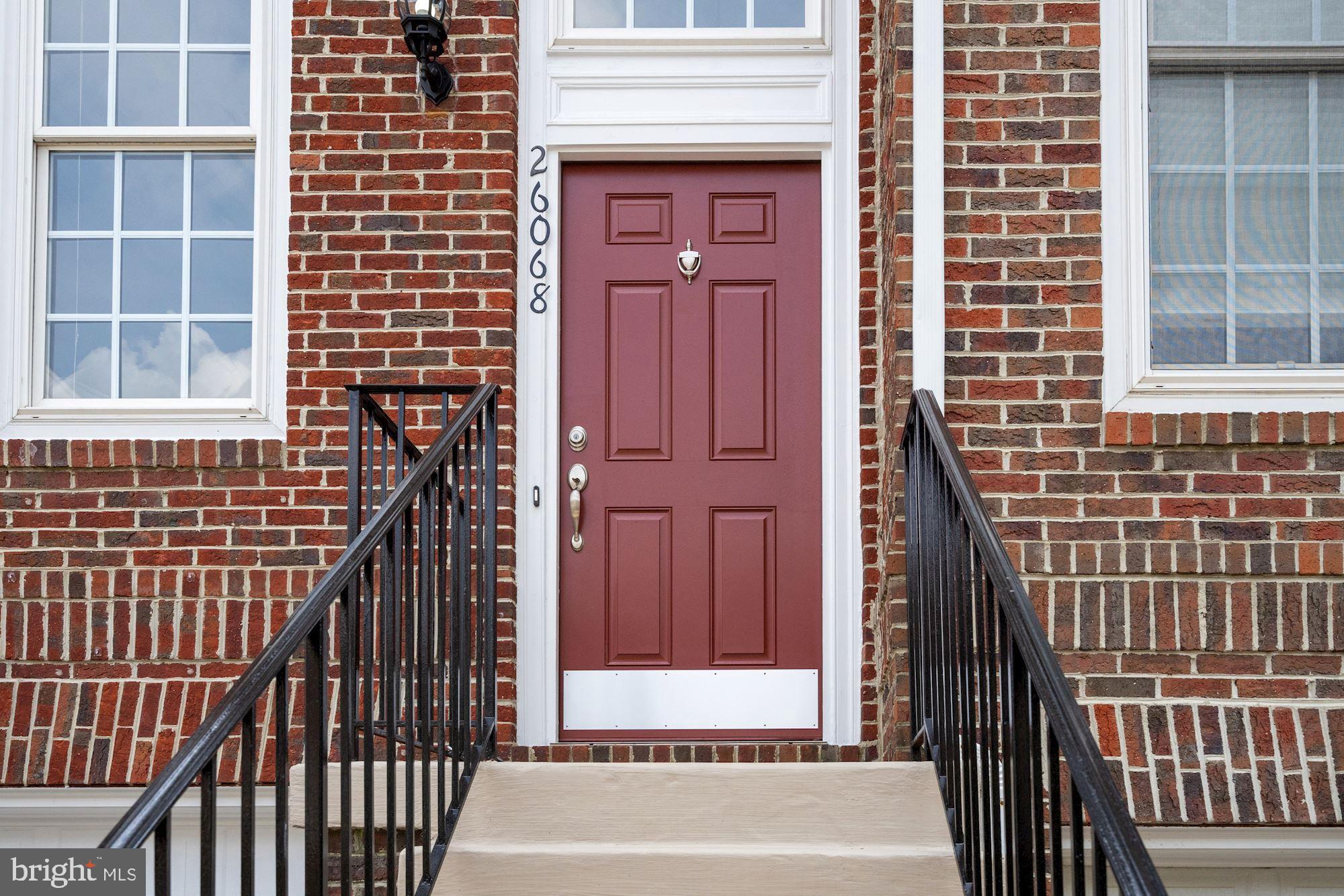 SOUTH RIDING - Residential