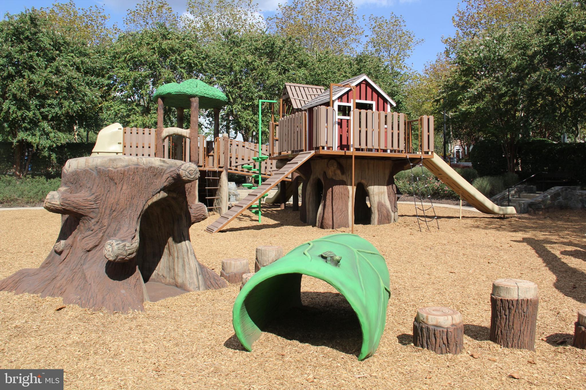 SOUTH RIDING - Residential