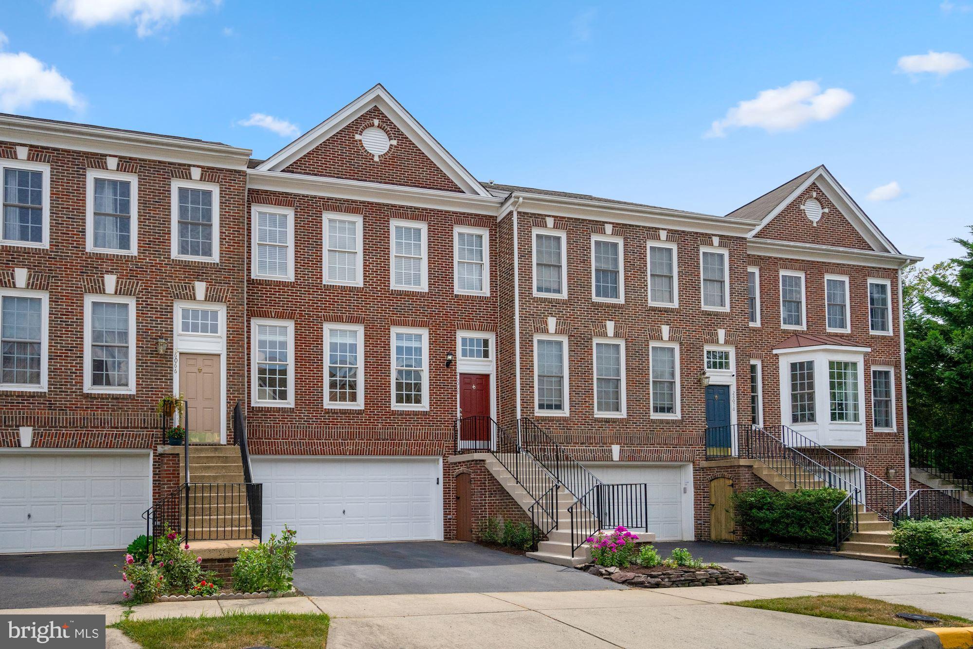 SOUTH RIDING - Residential