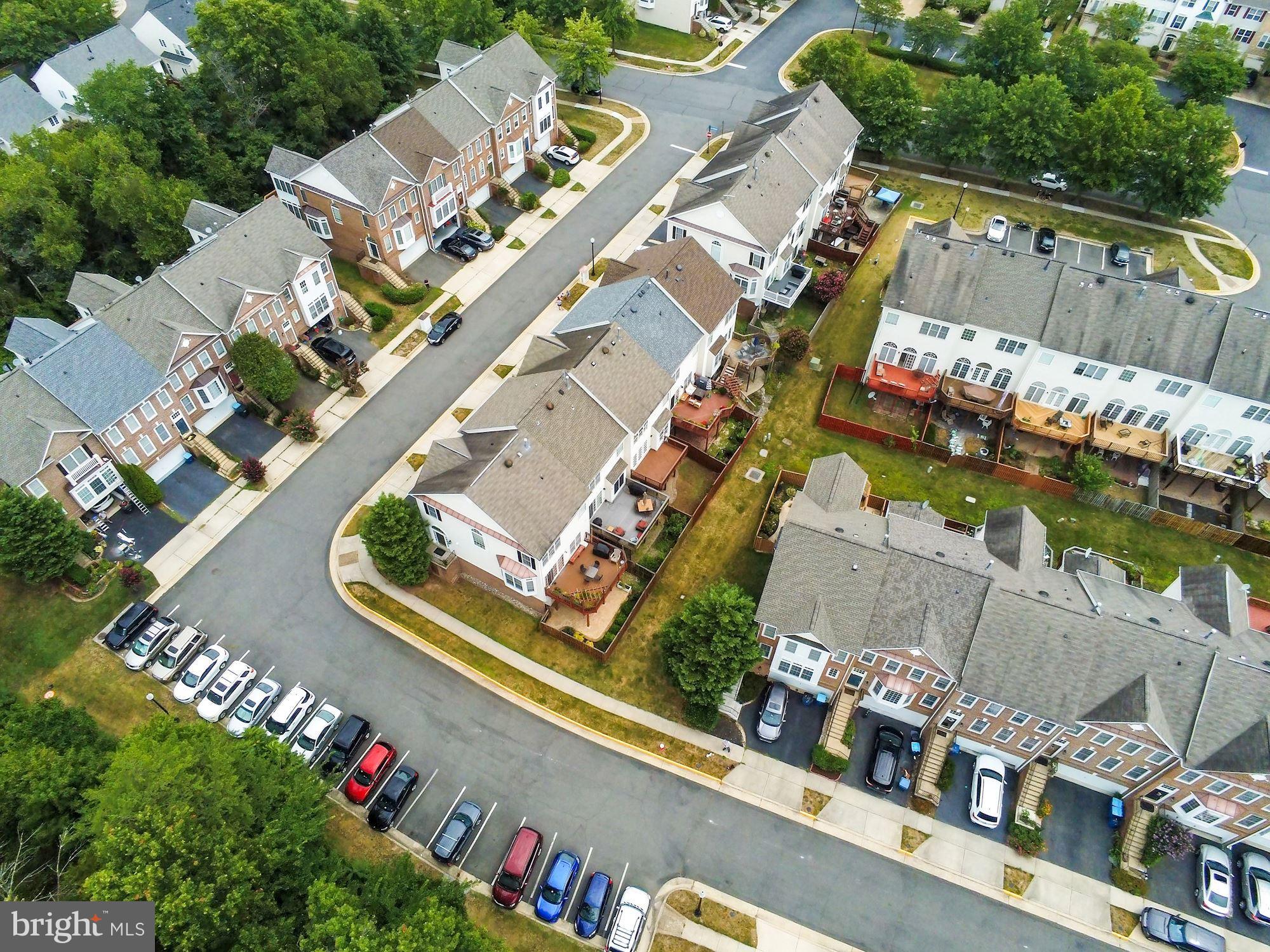 SOUTH RIDING - Residential