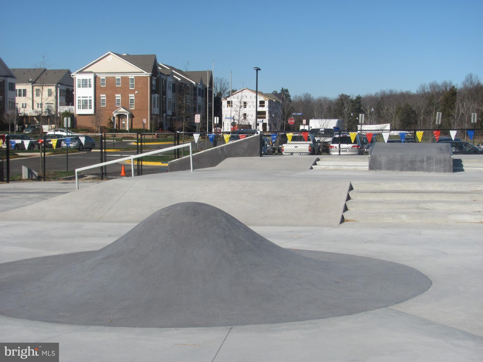 SOUTH RIDING - Residential