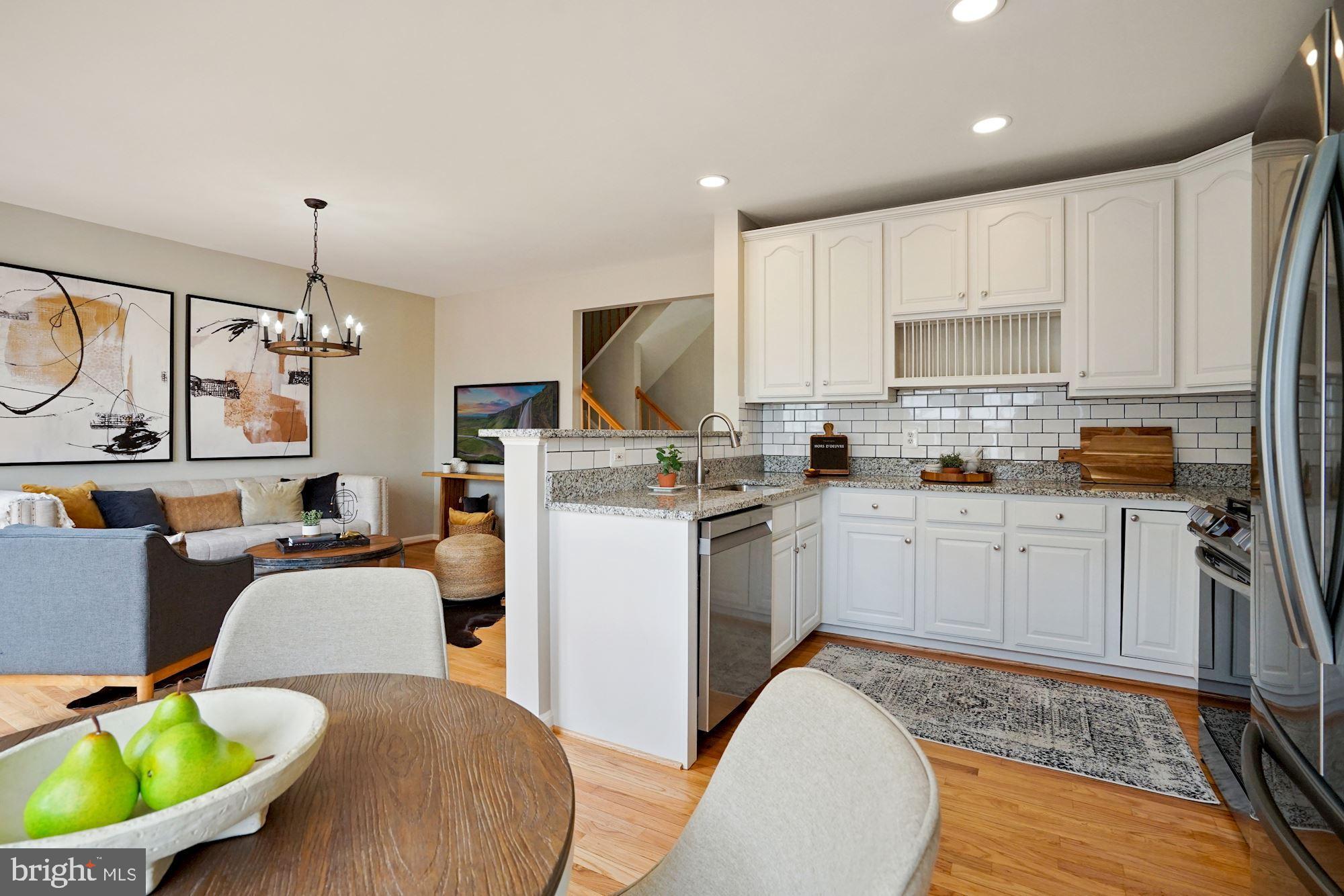 SOUTH RIDING - Residential