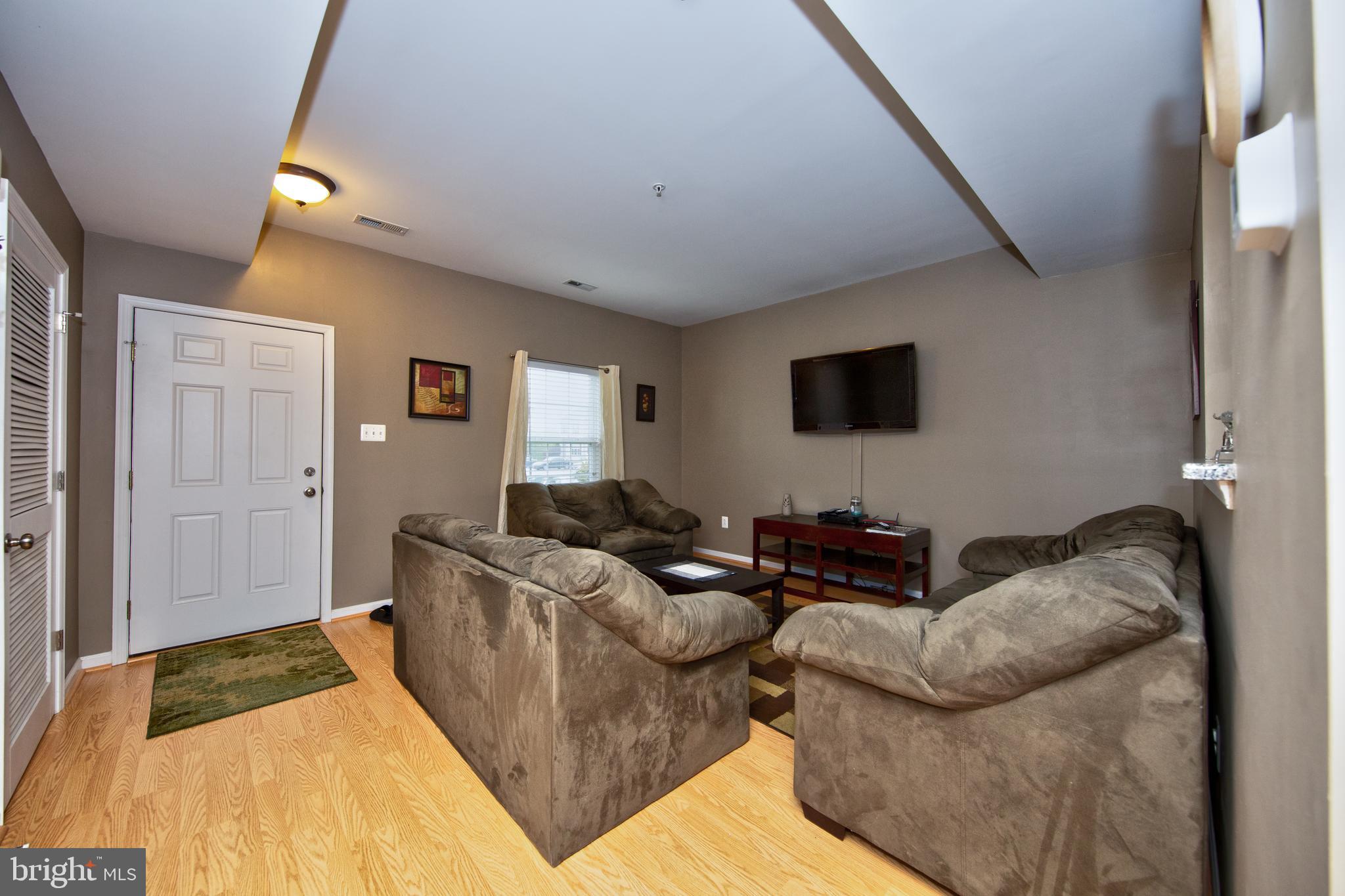 TRIMBLE MEADOWS - Residential Lease