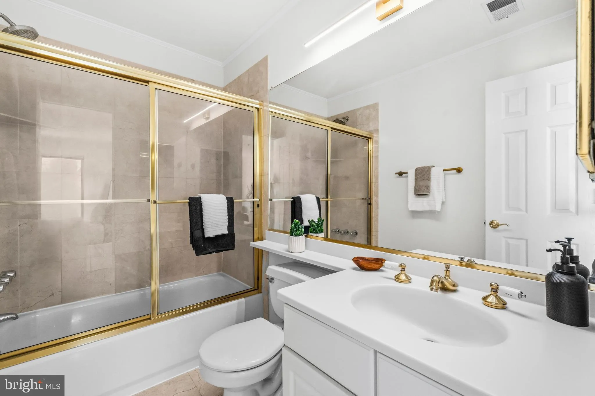 Additional image 38 of 1913 Kalorama Place NW Unit 15, Washington, DC 20009